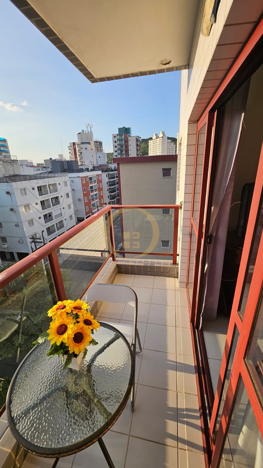Apartamento na Praia das Astúrias, Guarujá - SP