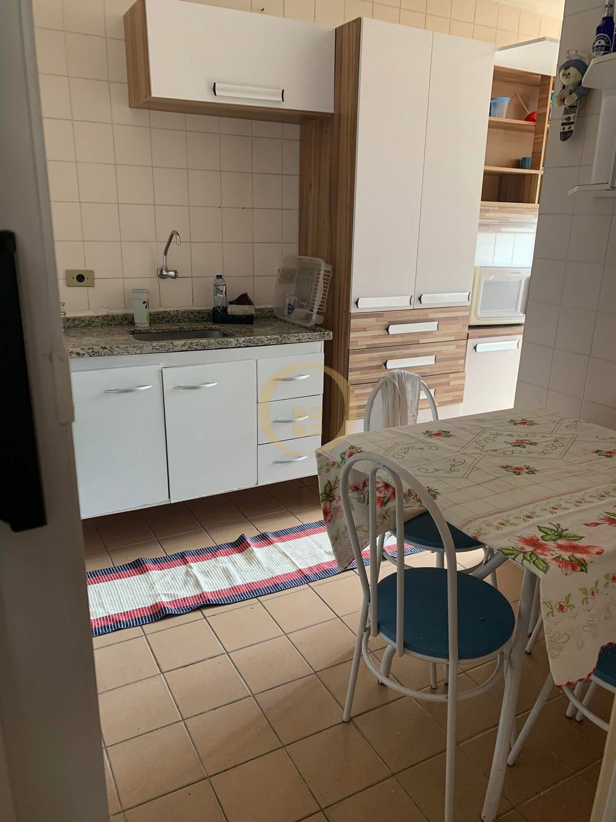 Apartamento na Praia da Enseada, Guarujá - SP