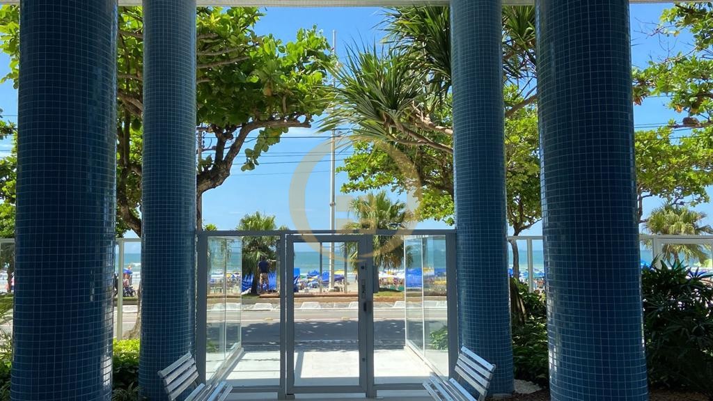 Apartamento Frente ao Mar nas Pitangueiras, Guarujá - SP