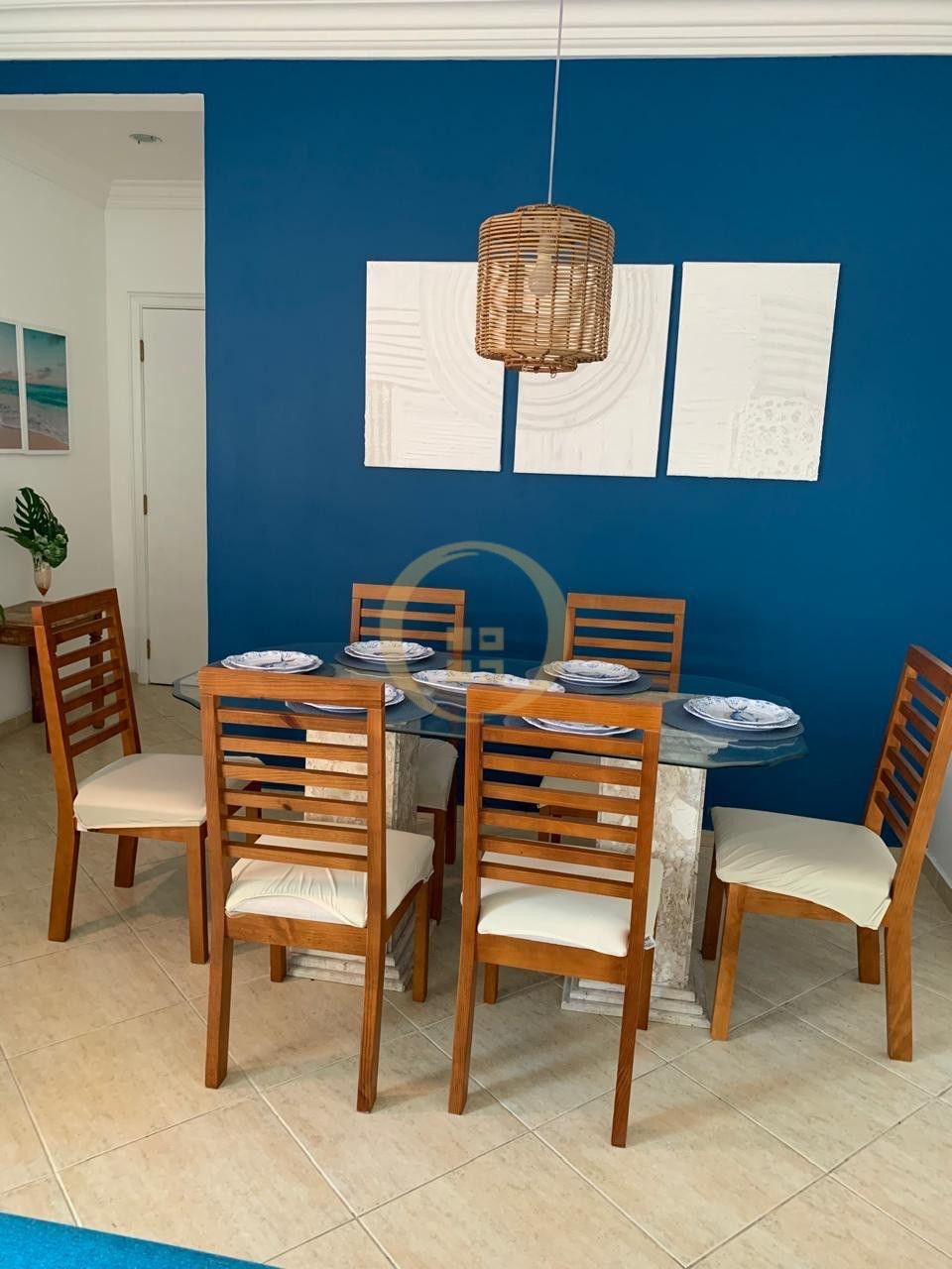 Apartamento Frente ao Mar nas Pitangueiras, Guarujá - SP