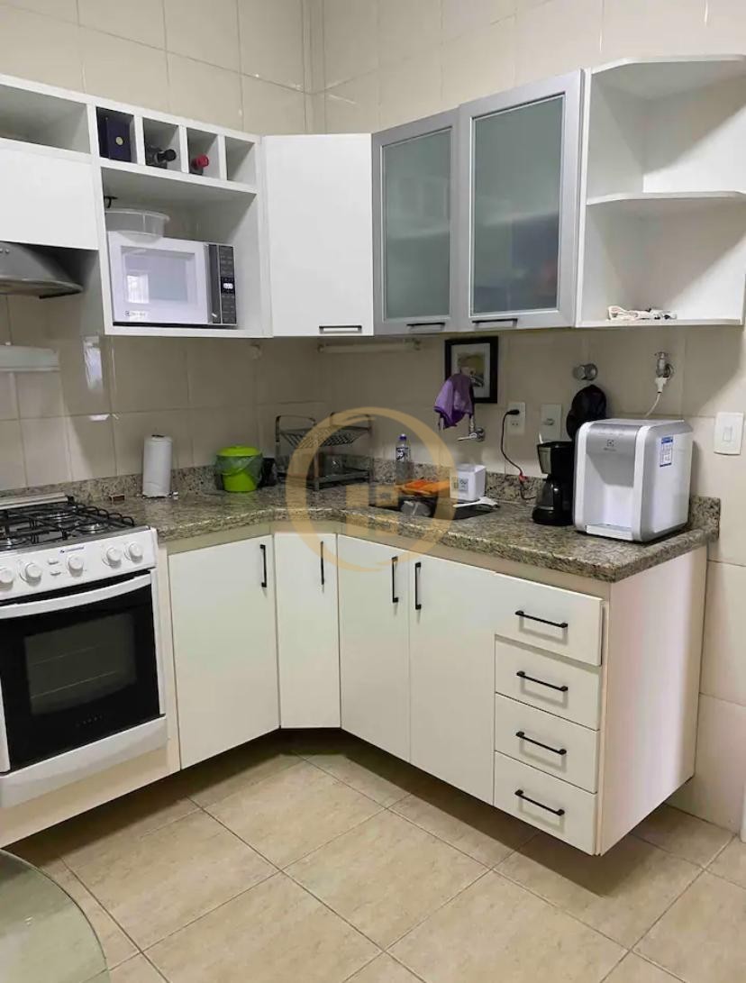 Apartamento Frente ao Mar nas Pitangueiras, Guarujá - SP