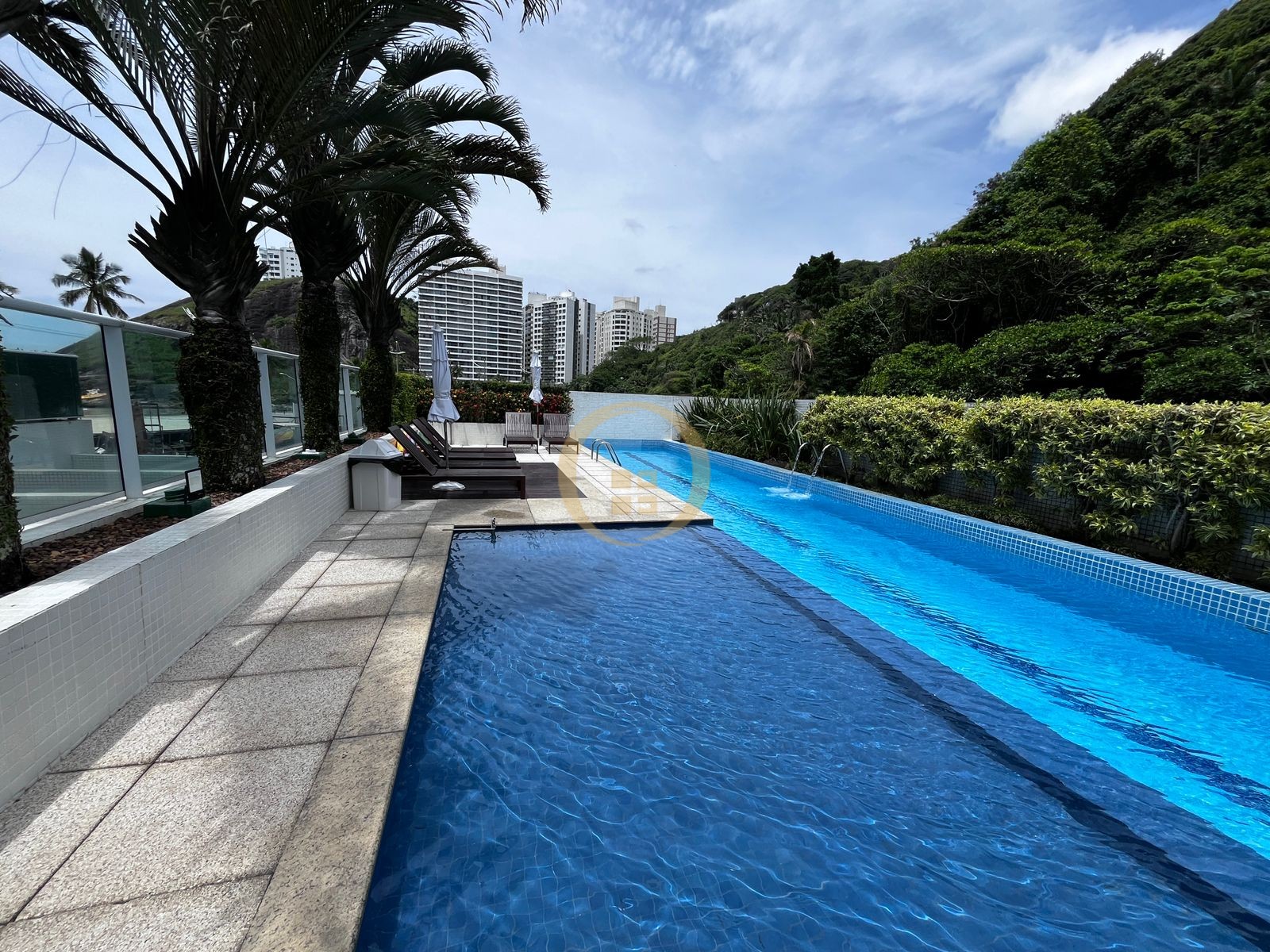 Apartamento Frente ao Mar, Praia da Enseada - GUARUJÁ - SP
