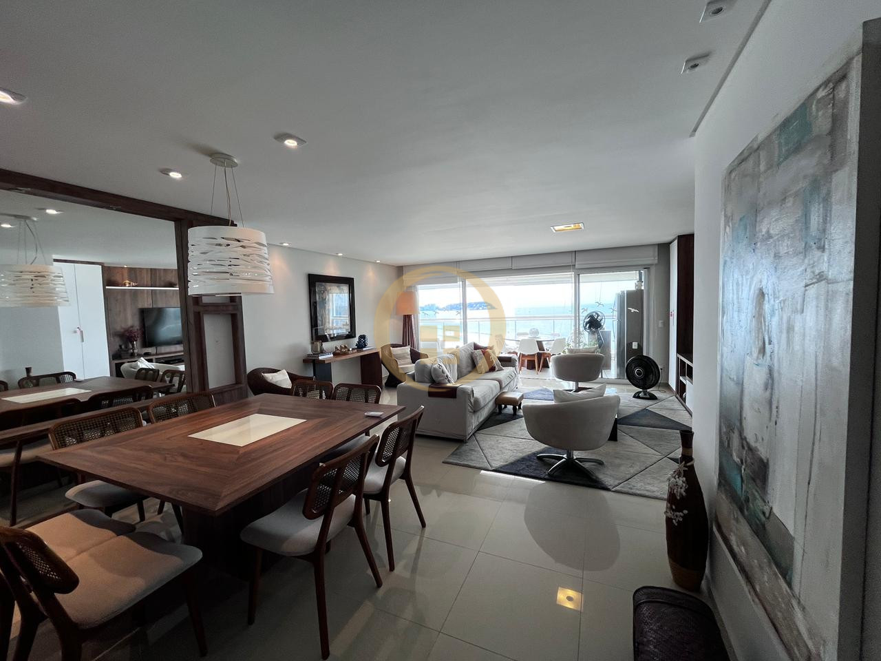 Apartamento Frente ao Mar, Praia da Enseada - GUARUJÁ - SP