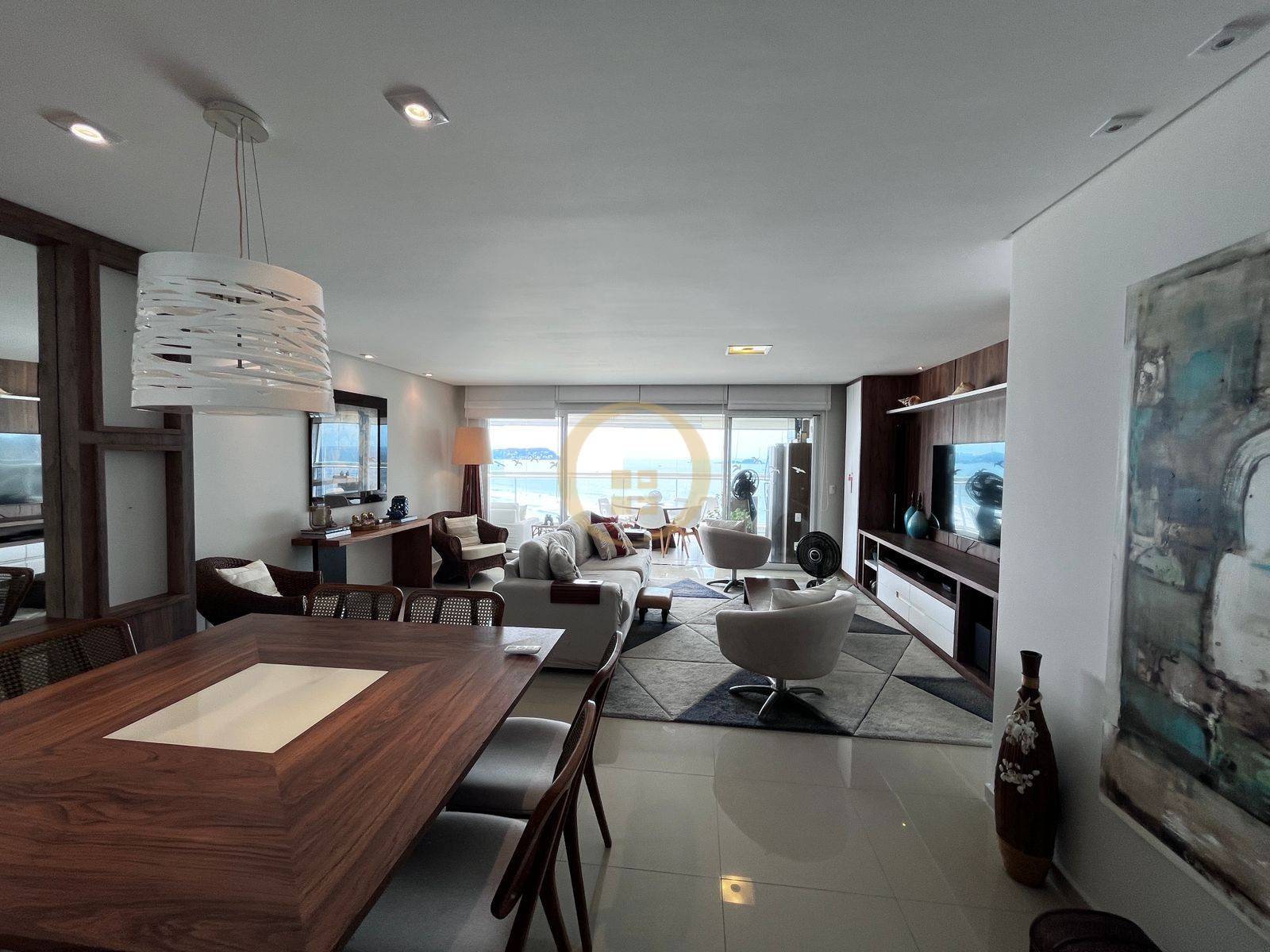 Apartamento Frente ao Mar, Praia da Enseada - GUARUJÁ - SP