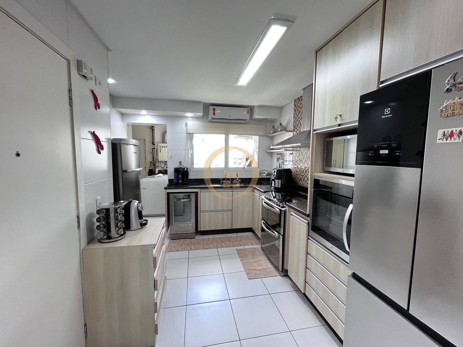 Apartamento Frente ao Mar, Praia da Enseada - GUARUJÁ - SP