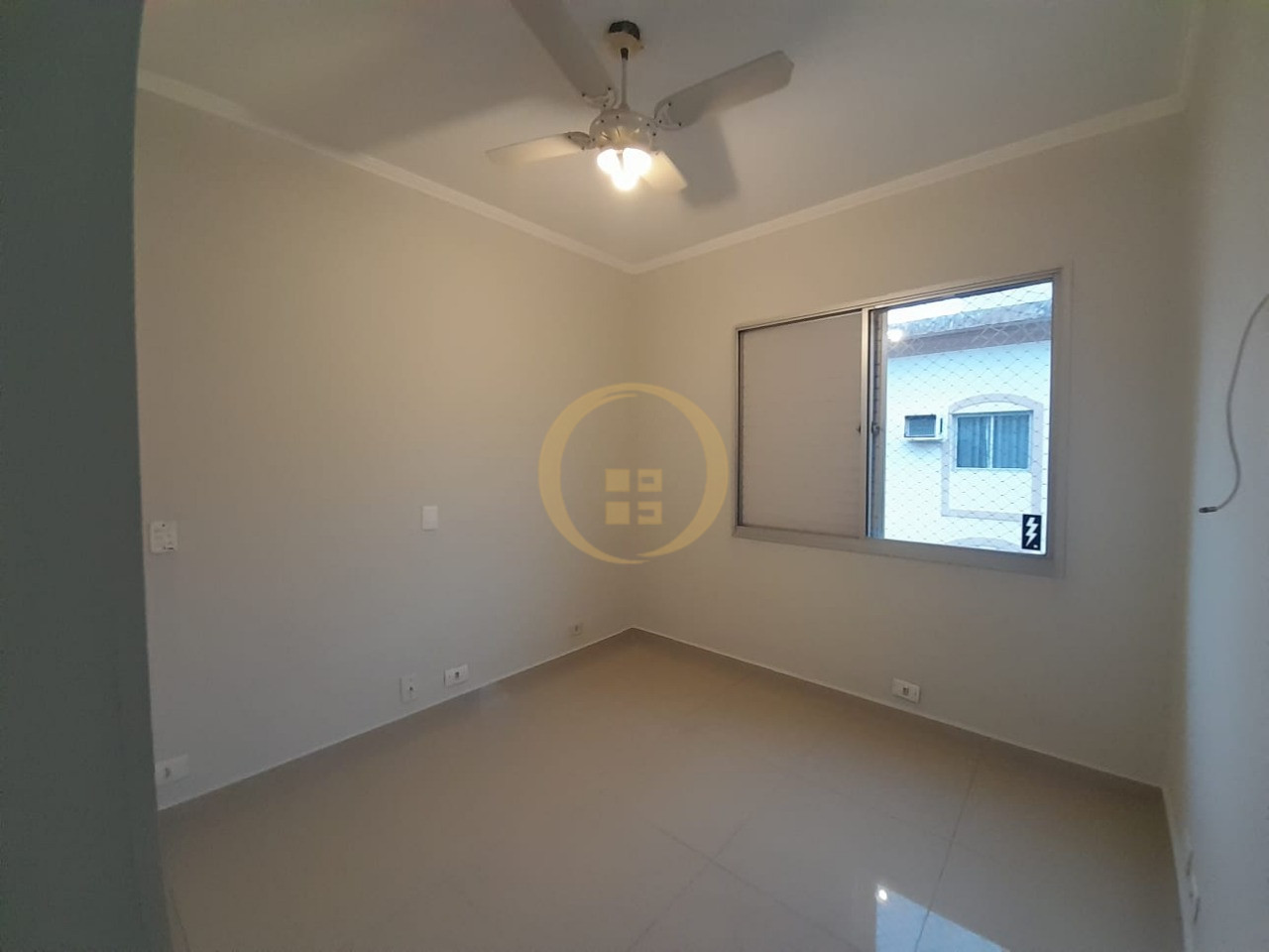Apartamento na Praia da Enseada, Guarujá - SP