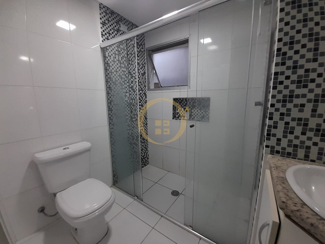 Apartamento na Praia da Enseada, Guarujá - SP