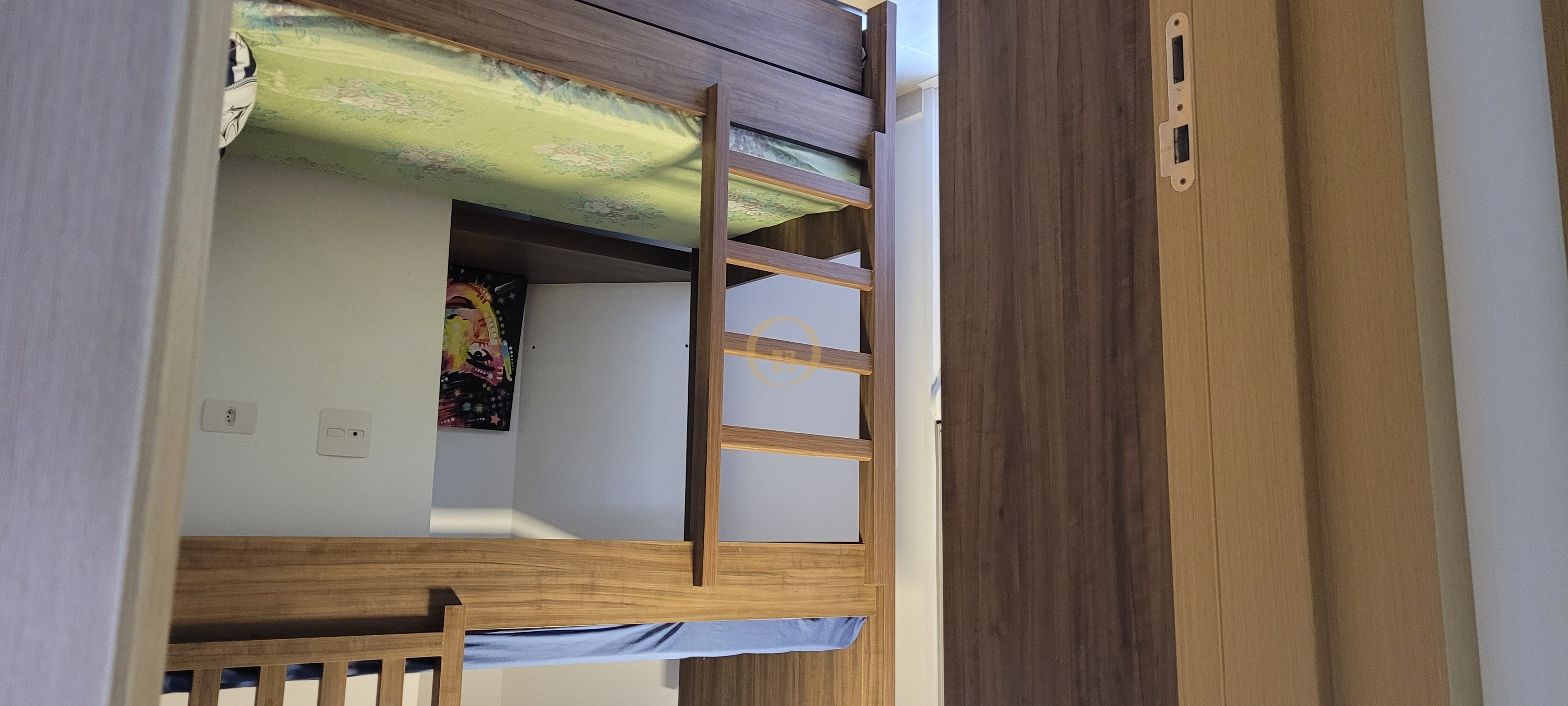 Apartamento na Praia da Enseada, Guarujá - SP