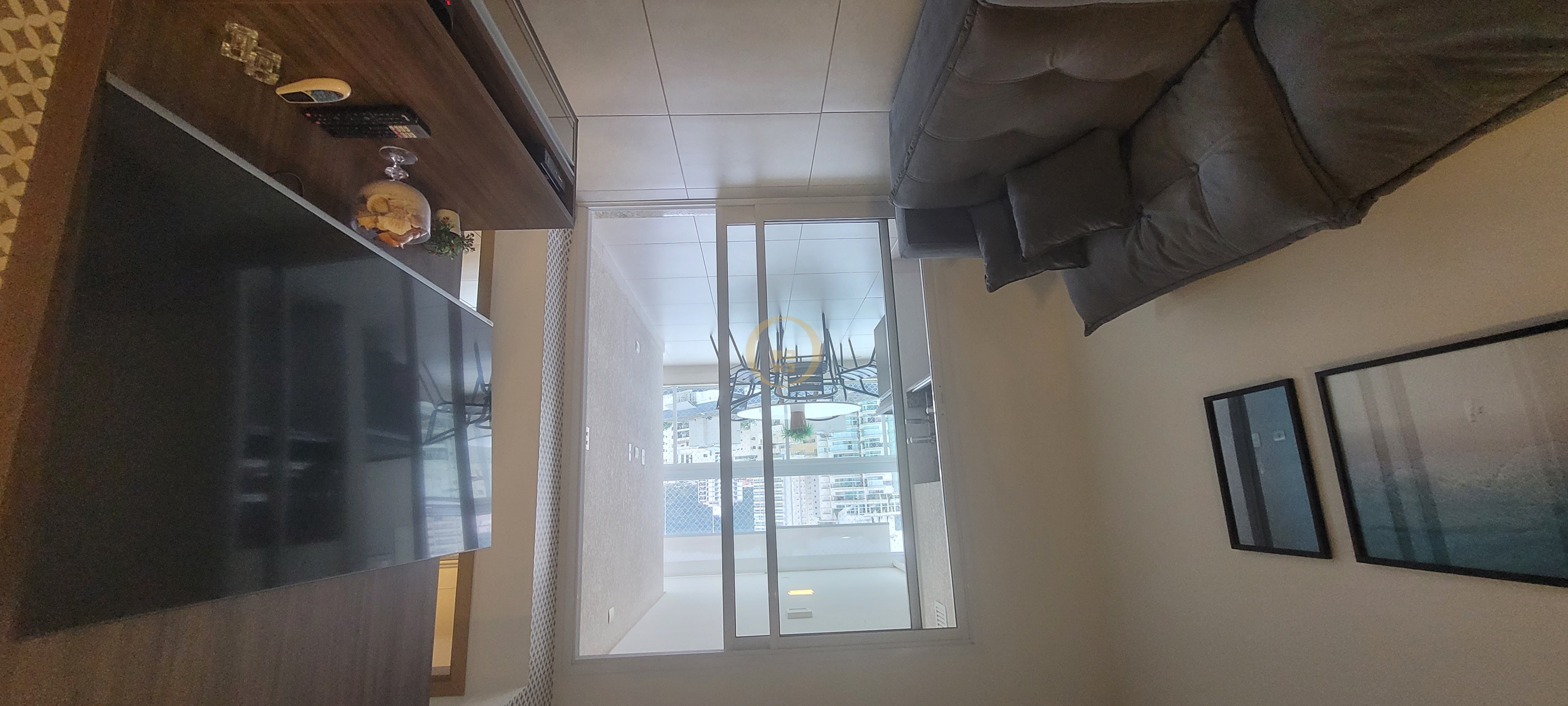 Apartamento na Praia da Enseada, Guarujá - SP