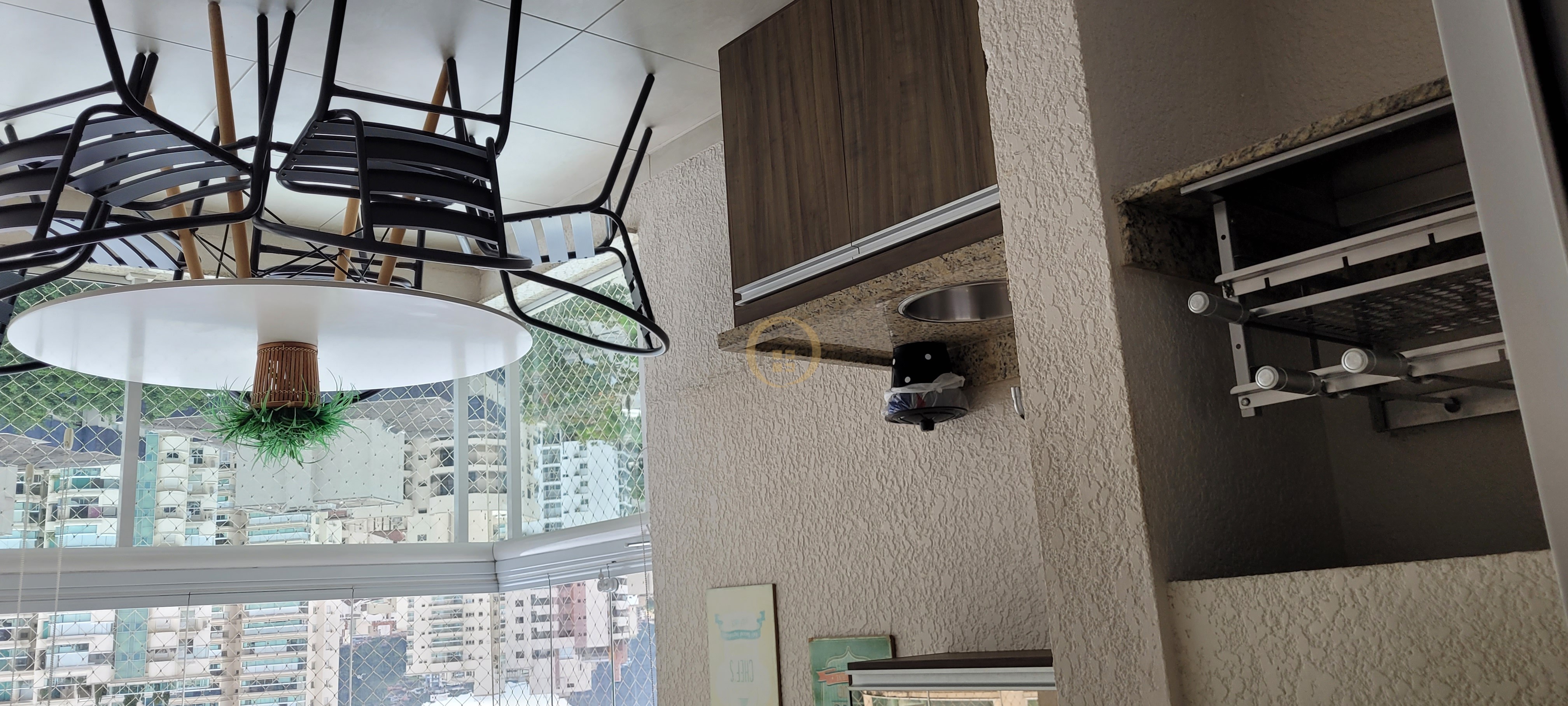 Apartamento na Praia da Enseada, Guarujá - SP