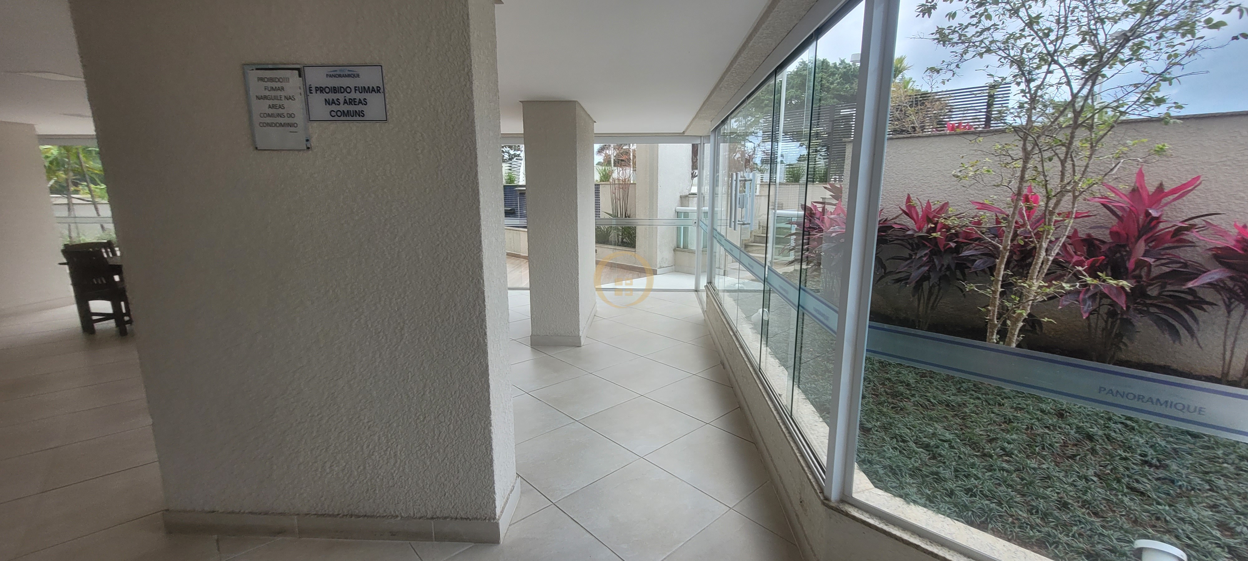Apartamento na Praia da Enseada, Guarujá - SP