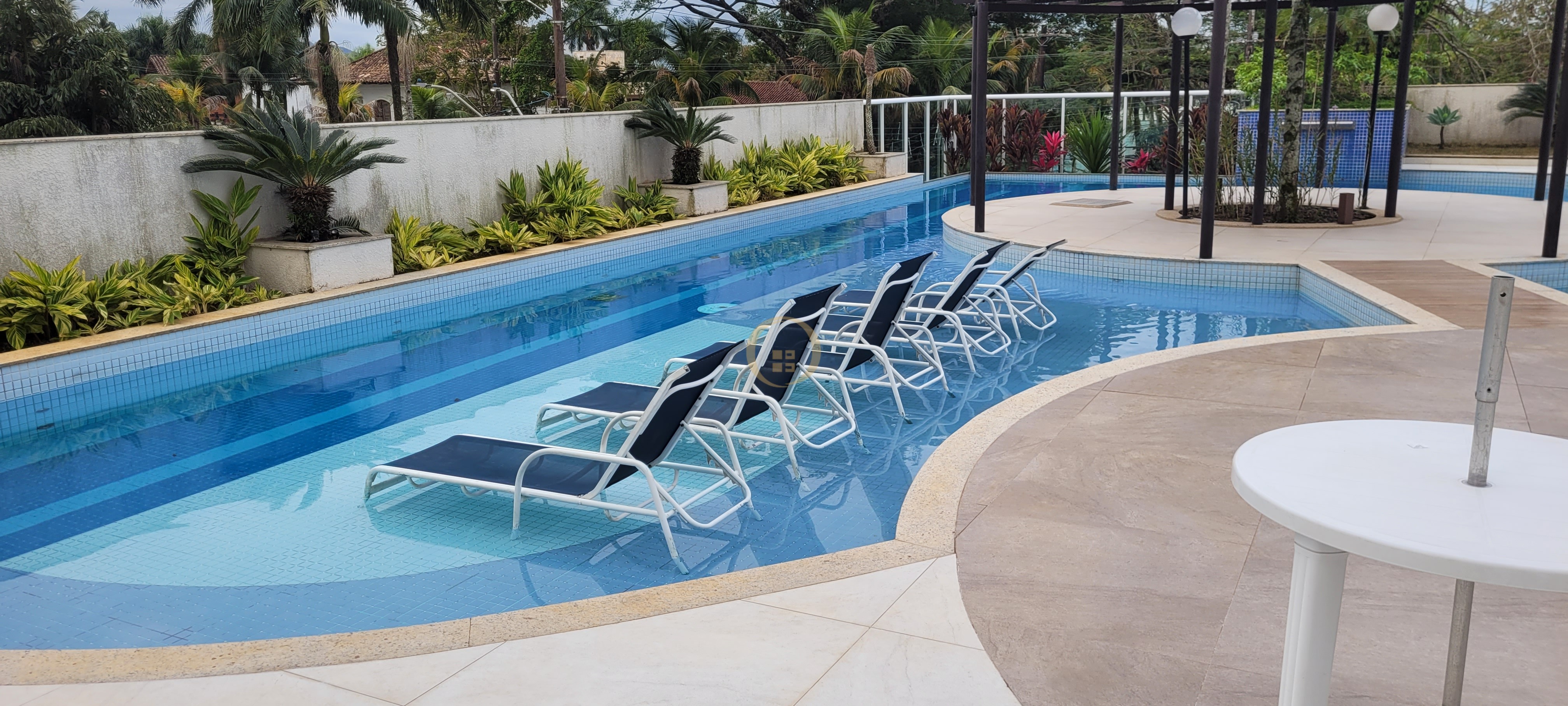 Apartamento na Praia da Enseada, Guarujá - SP