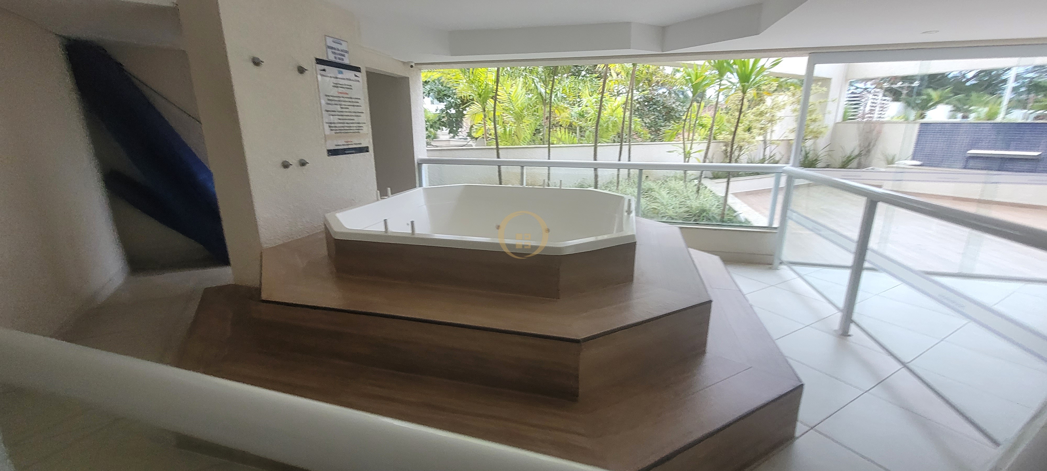 Apartamento na Praia da Enseada, Guarujá - SP