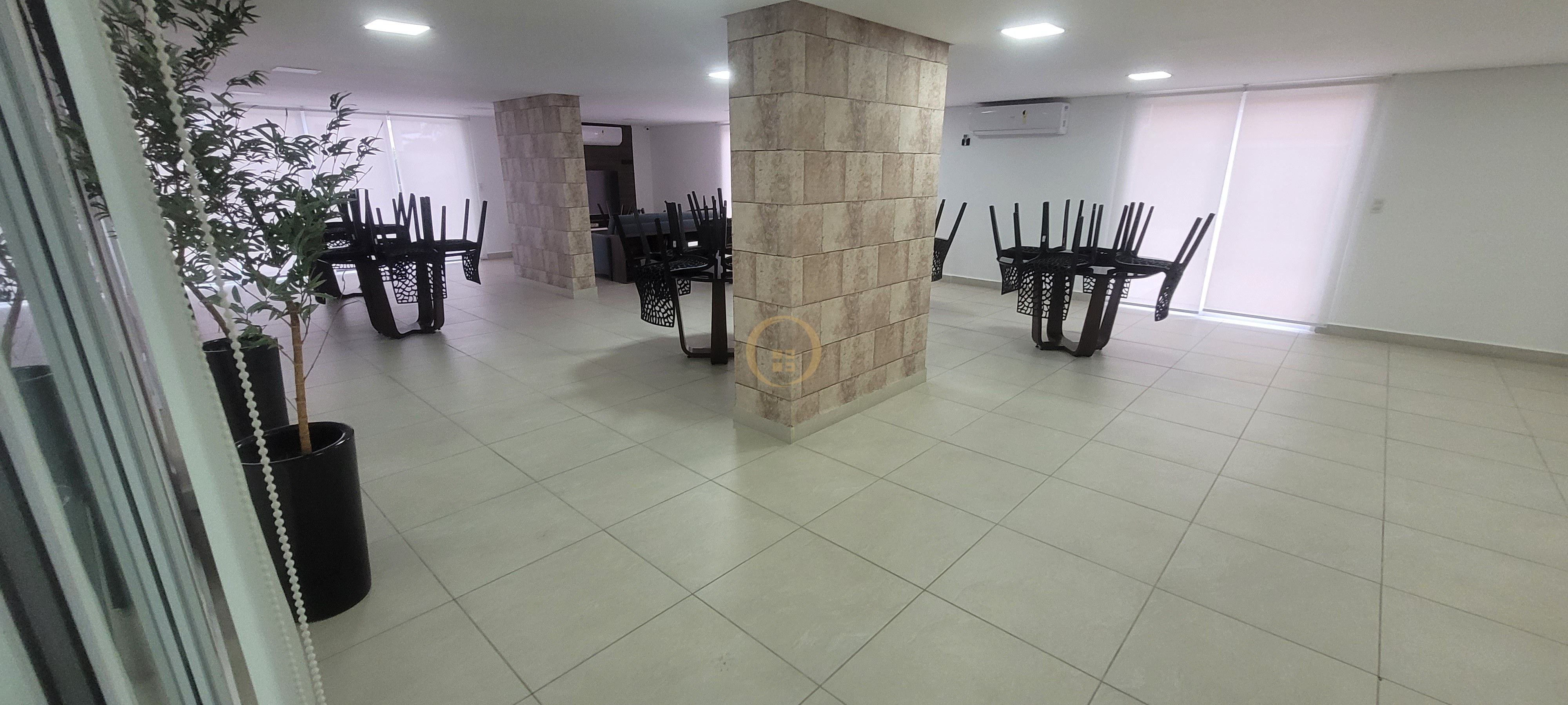 Apartamento na Praia da Enseada, Guarujá - SP