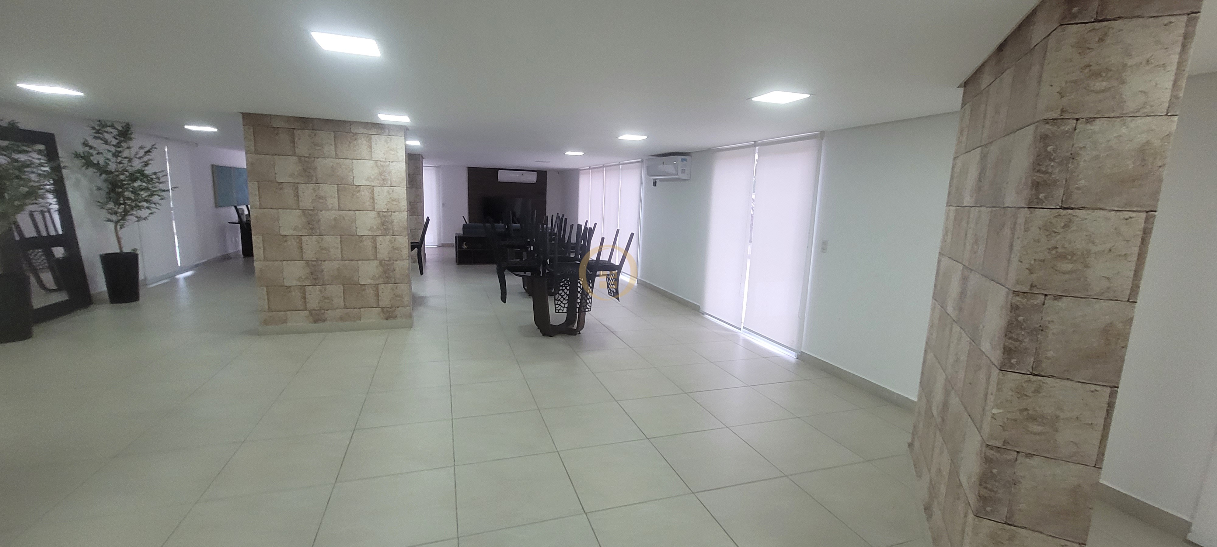 Apartamento na Praia da Enseada, Guarujá - SP