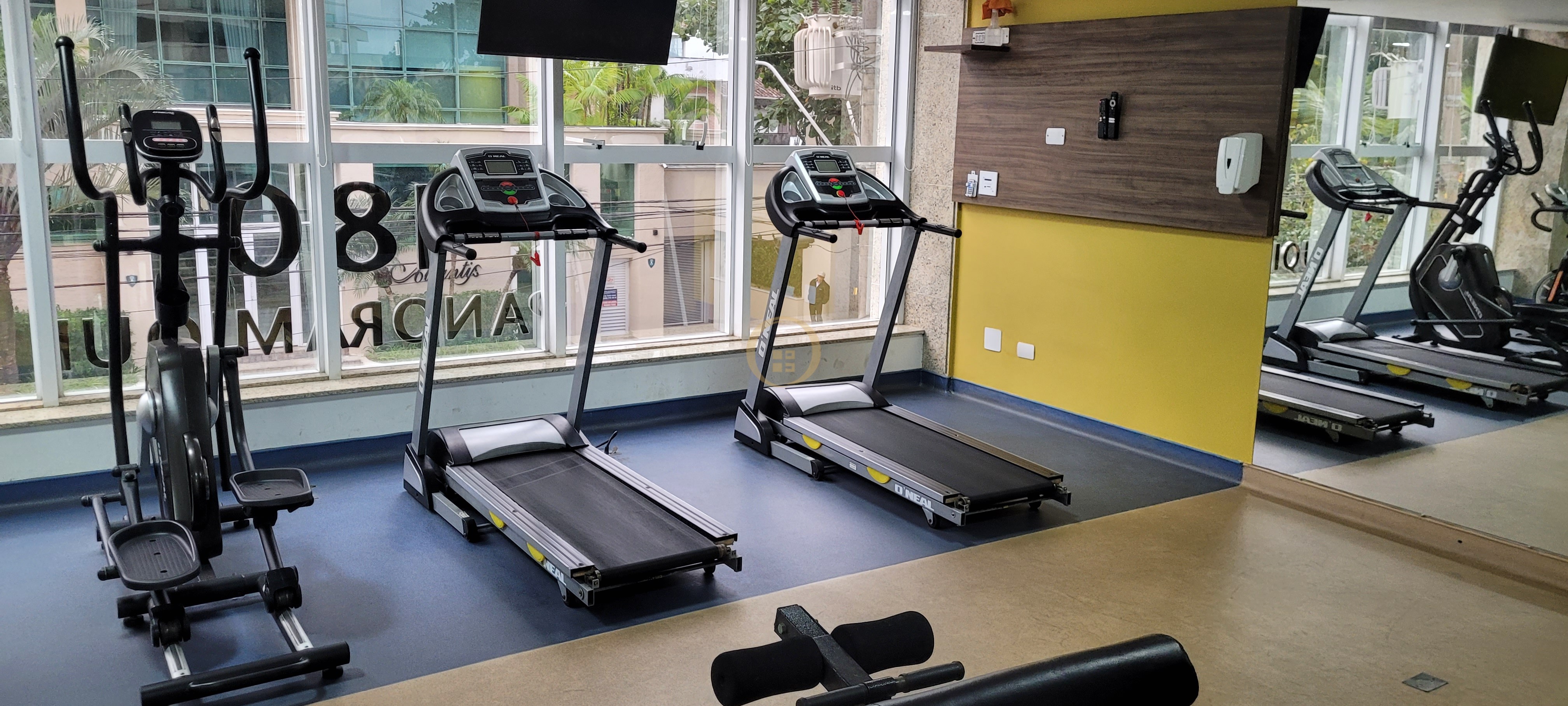 Apartamento na Praia da Enseada, Guarujá - SP