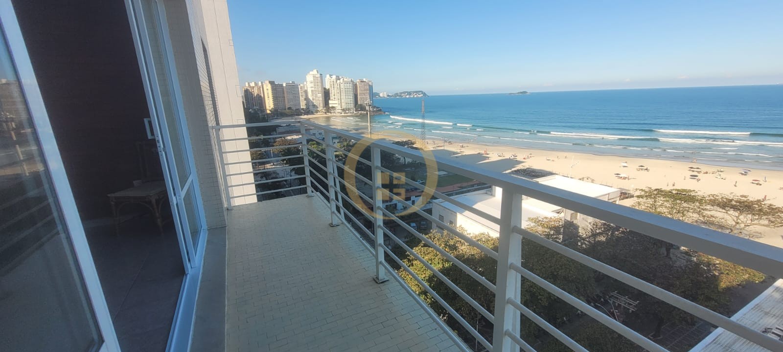 Apartamento Frente ao Mar nas Pitangueiras, Guarujá - SP