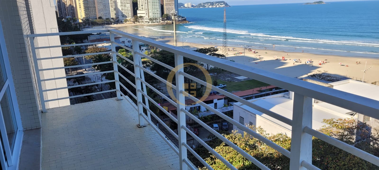 Apartamento Frente ao Mar nas Pitangueiras, Guarujá - SP