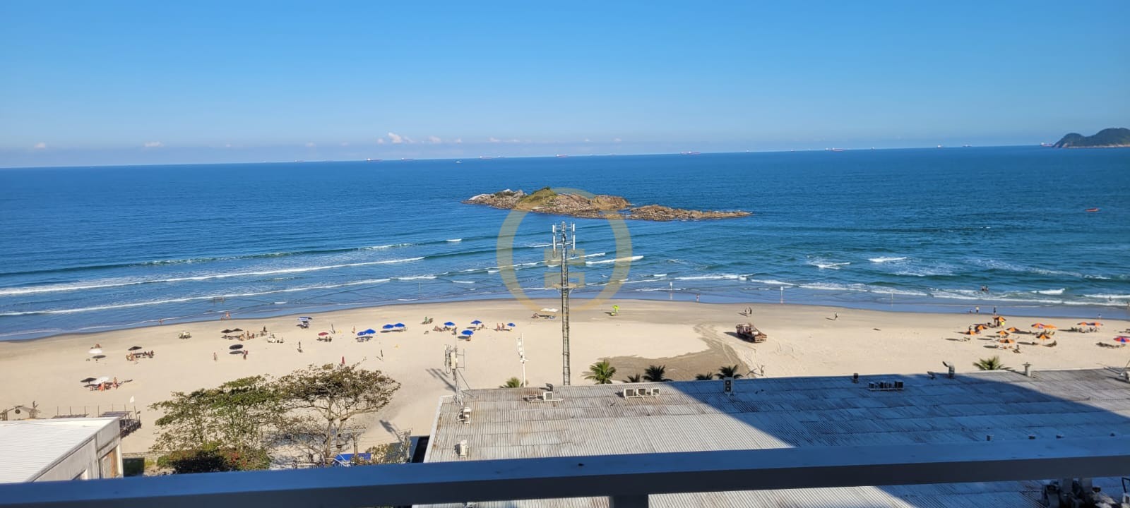 Apartamento Frente ao Mar nas Pitangueiras, Guarujá - SP