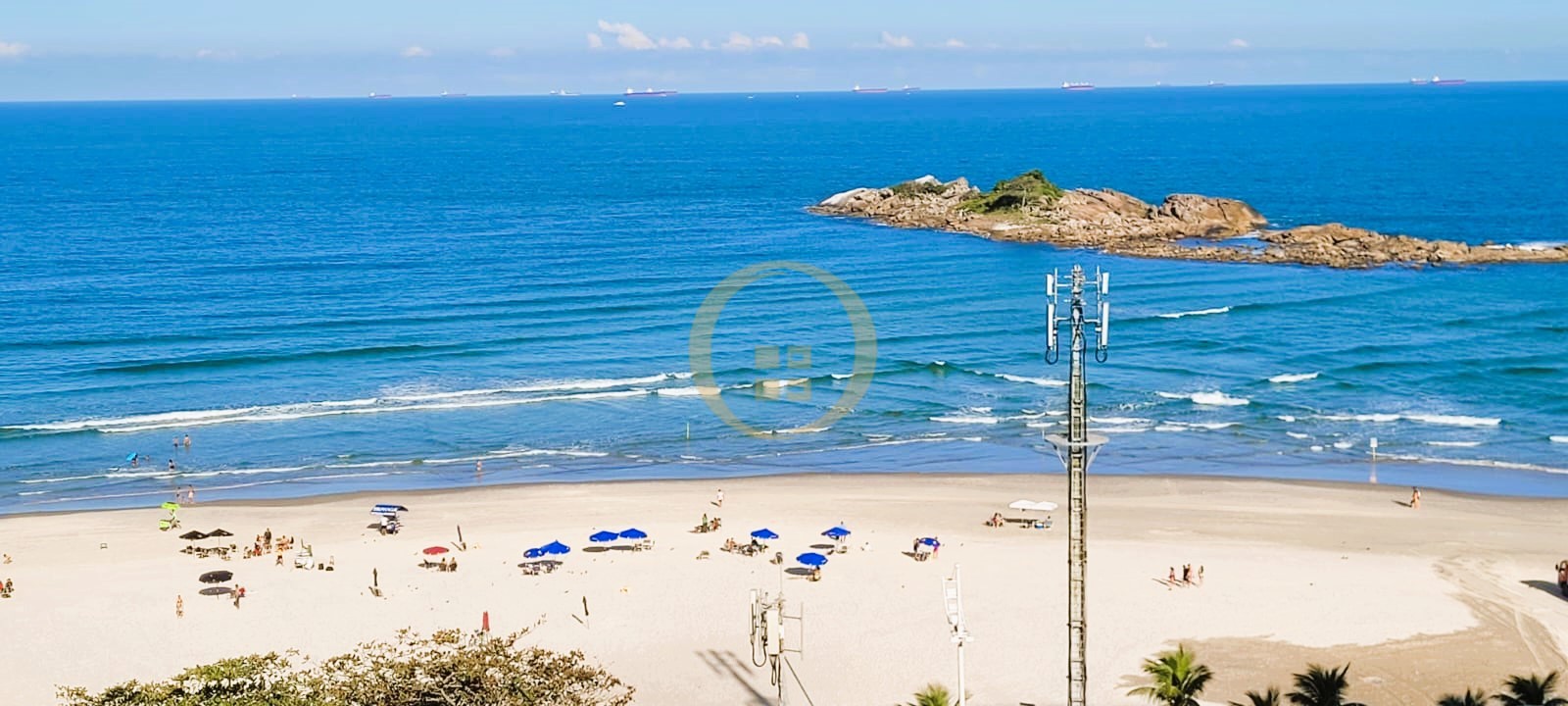 Apartamento Frente ao Mar nas Pitangueiras, Guarujá - SP