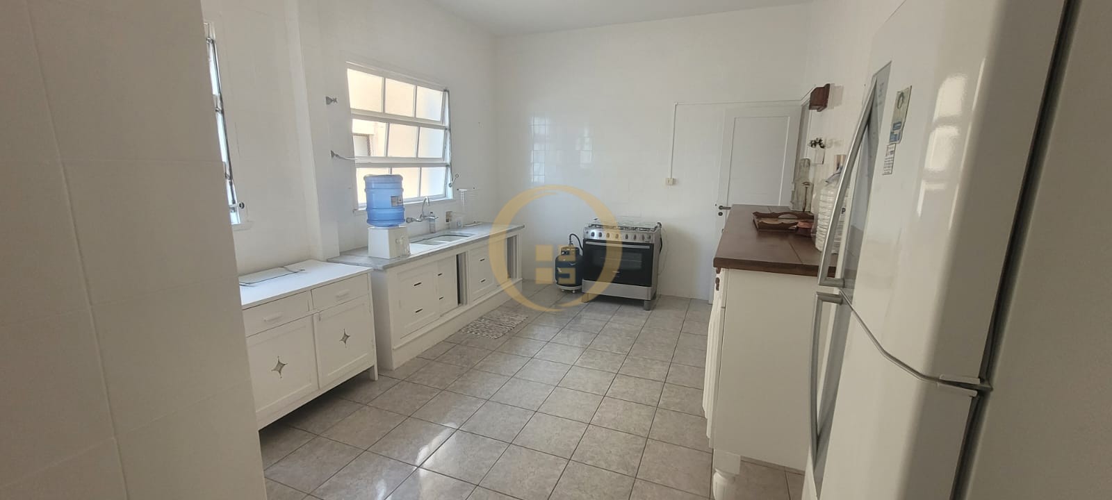 Apartamento Frente ao Mar nas Pitangueiras, Guarujá - SP