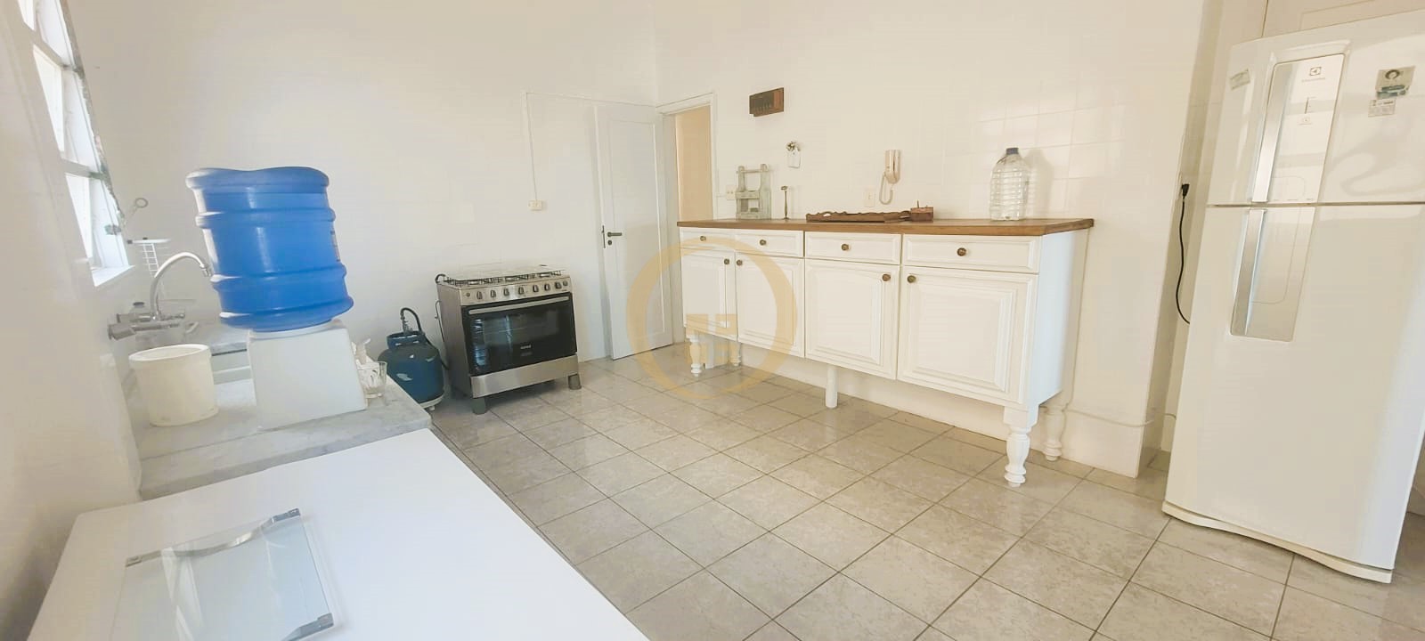 Apartamento Frente ao Mar nas Pitangueiras, Guarujá - SP