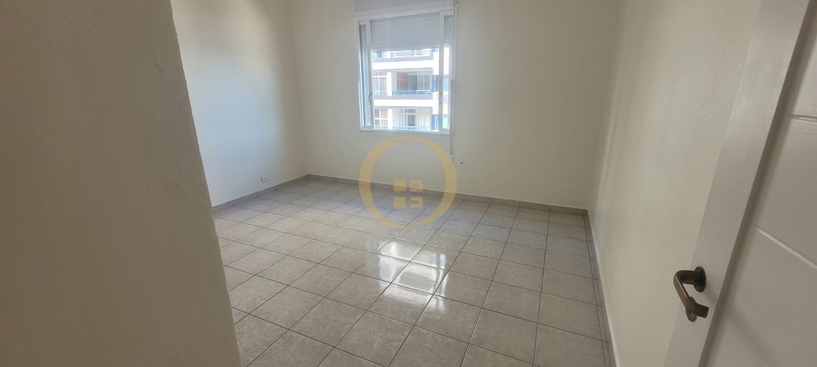 Apartamento Frente ao Mar nas Pitangueiras, Guarujá - SP