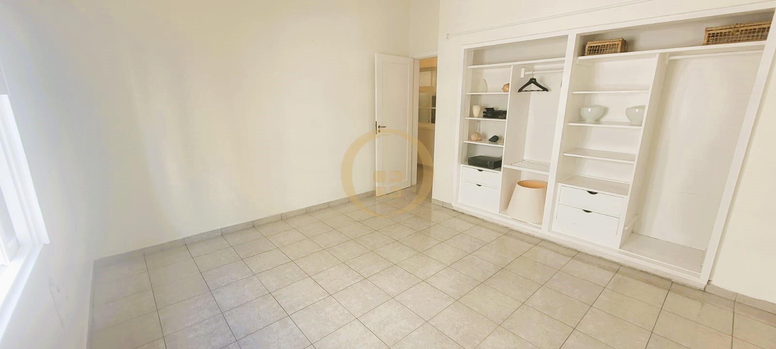 Apartamento Frente ao Mar nas Pitangueiras, Guarujá - SP