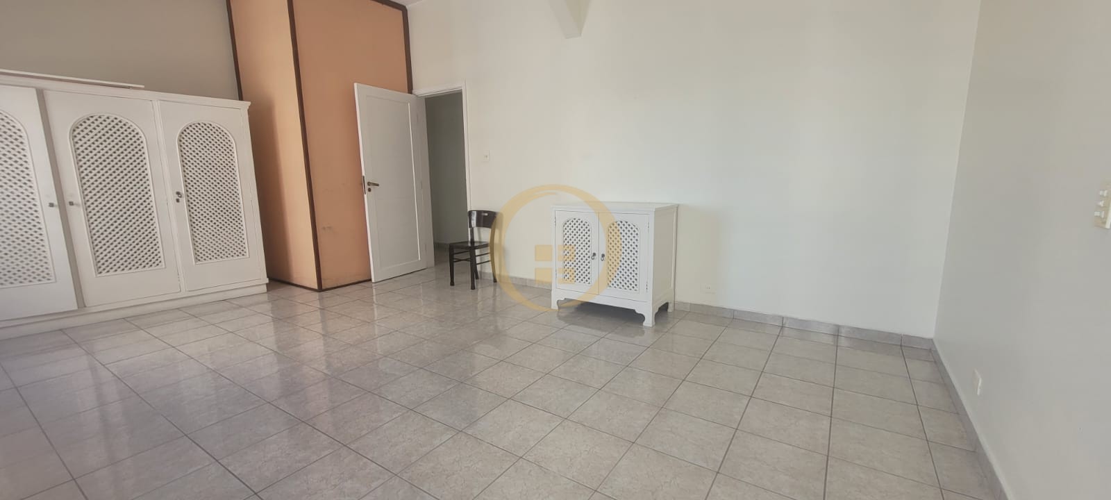 Apartamento Frente ao Mar nas Pitangueiras, Guarujá - SP