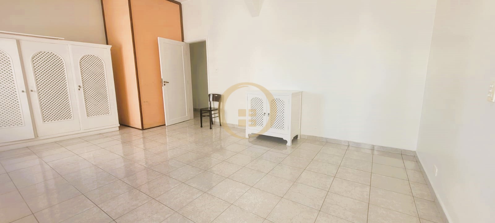 Apartamento Frente ao Mar nas Pitangueiras, Guarujá - SP