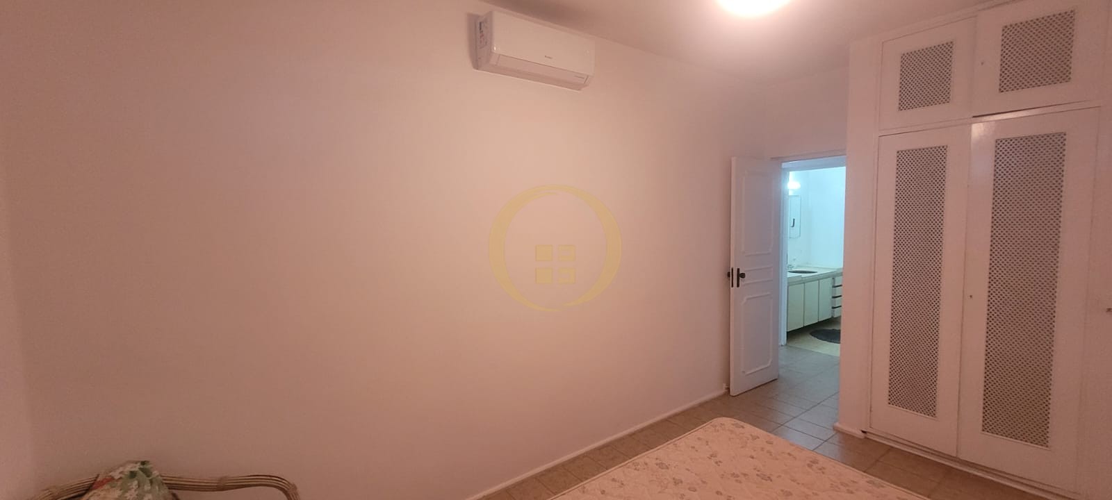 Apartamento Frente ao Mar-3-dormitorios-Pitangueiras