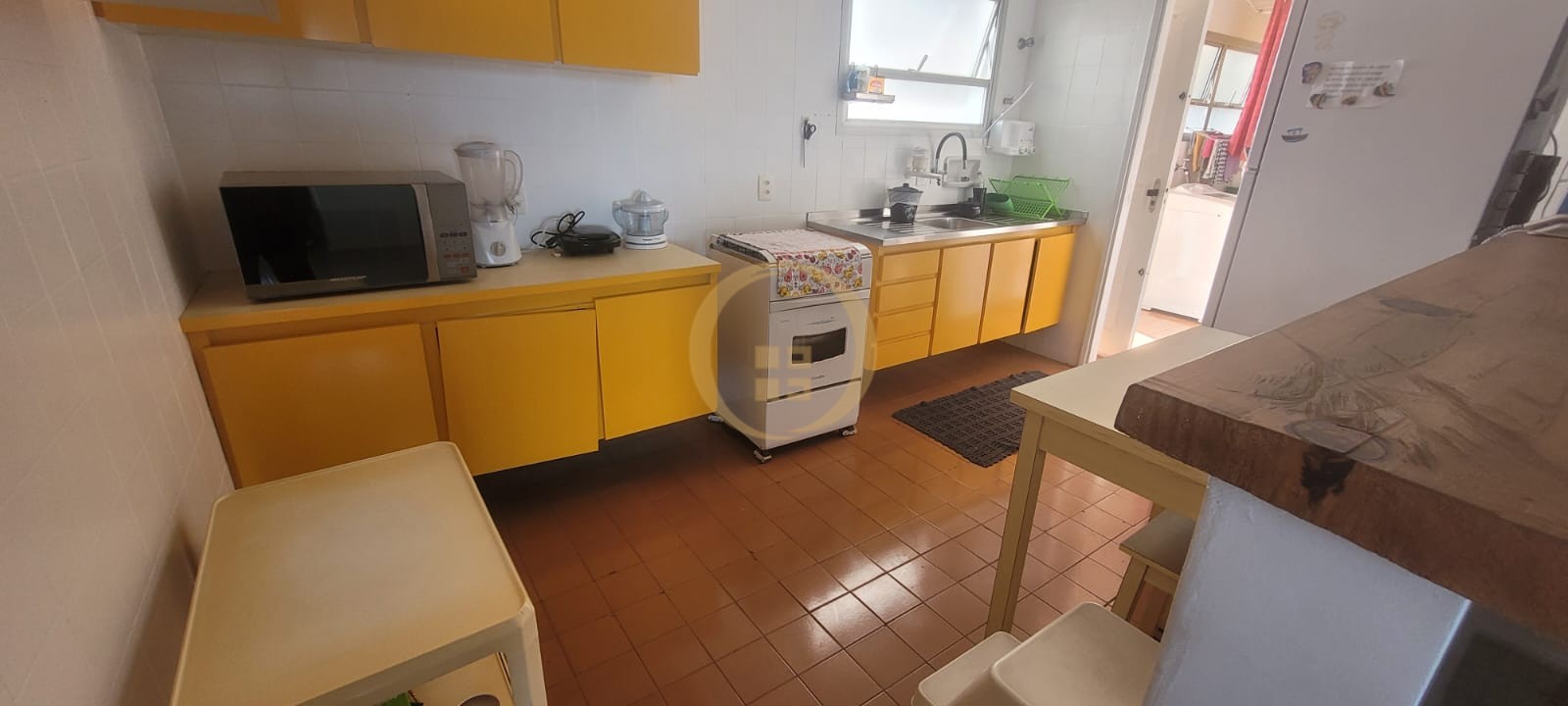 Apartamento Frente ao Mar-3-dormitorios-Pitangueiras