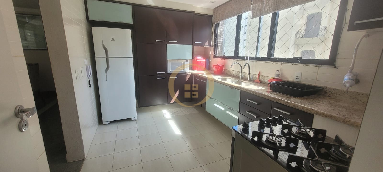 Duplex à Venda na Praia das Pitangueiras - Guarujá