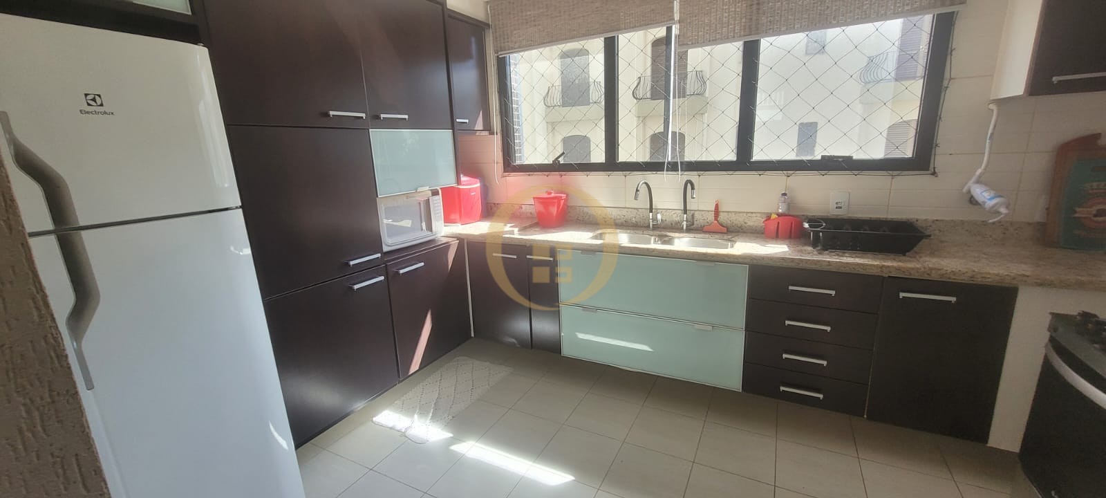 Duplex à Venda na Praia das Pitangueiras - Guarujá