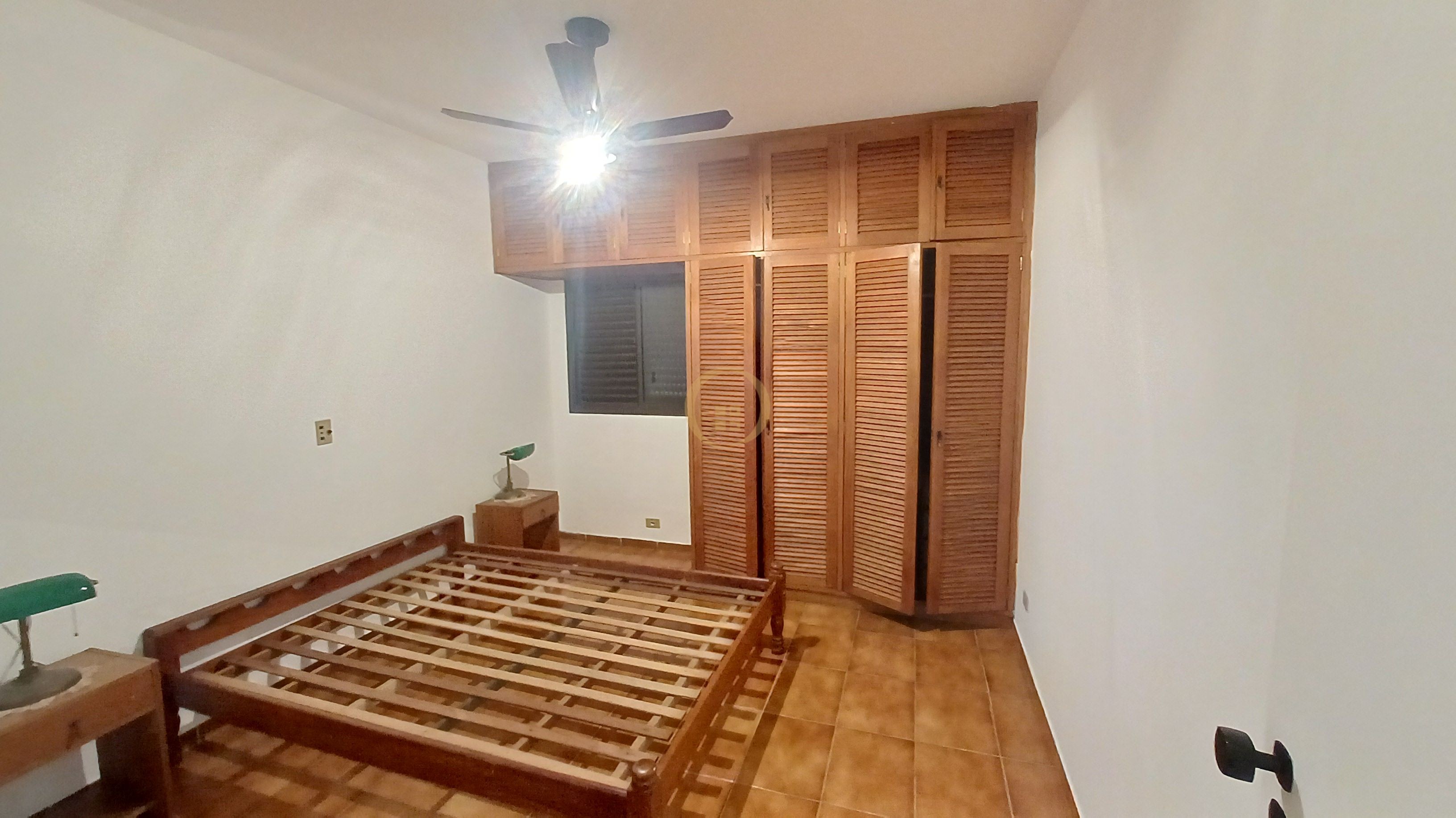Apartamento na Praia da Enseada, Guarujá - SP