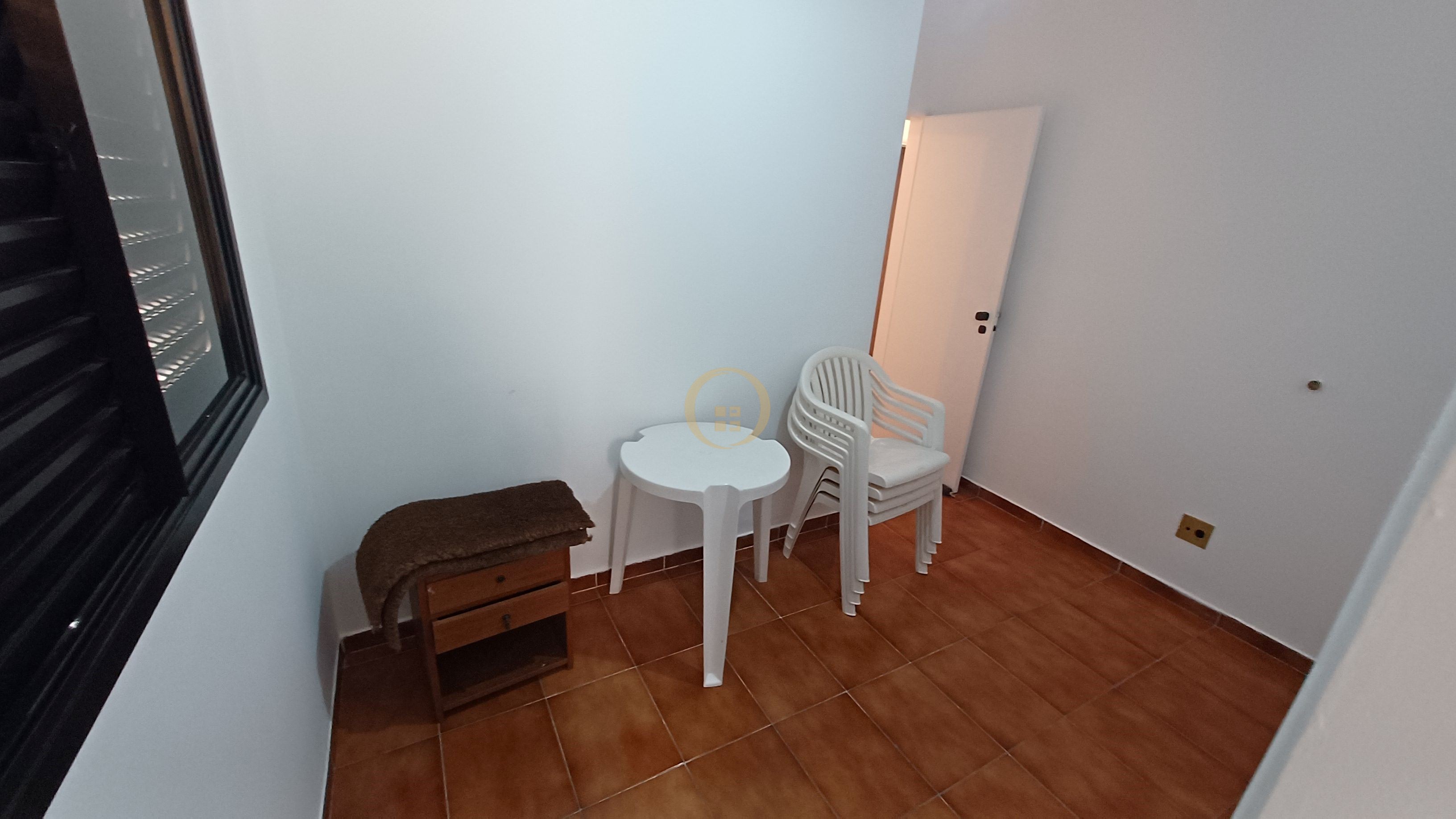 Apartamento na Praia da Enseada, Guarujá - SP