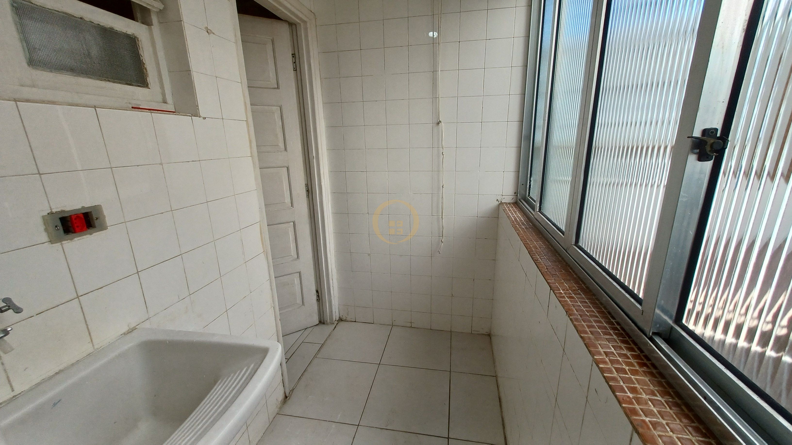 Apartamento na Praia da Enseada, Guarujá - SP