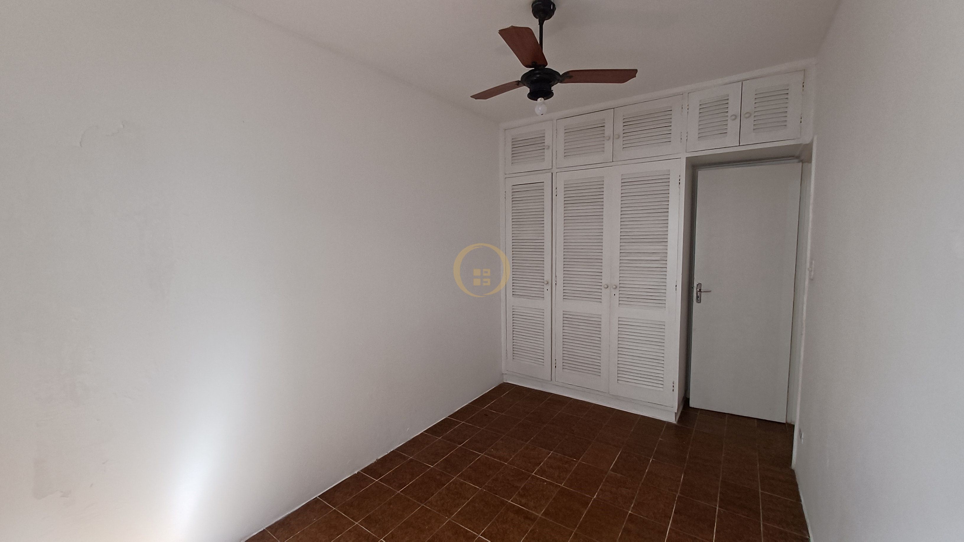 Apartamento na Praia da Enseada, Guarujá - SP