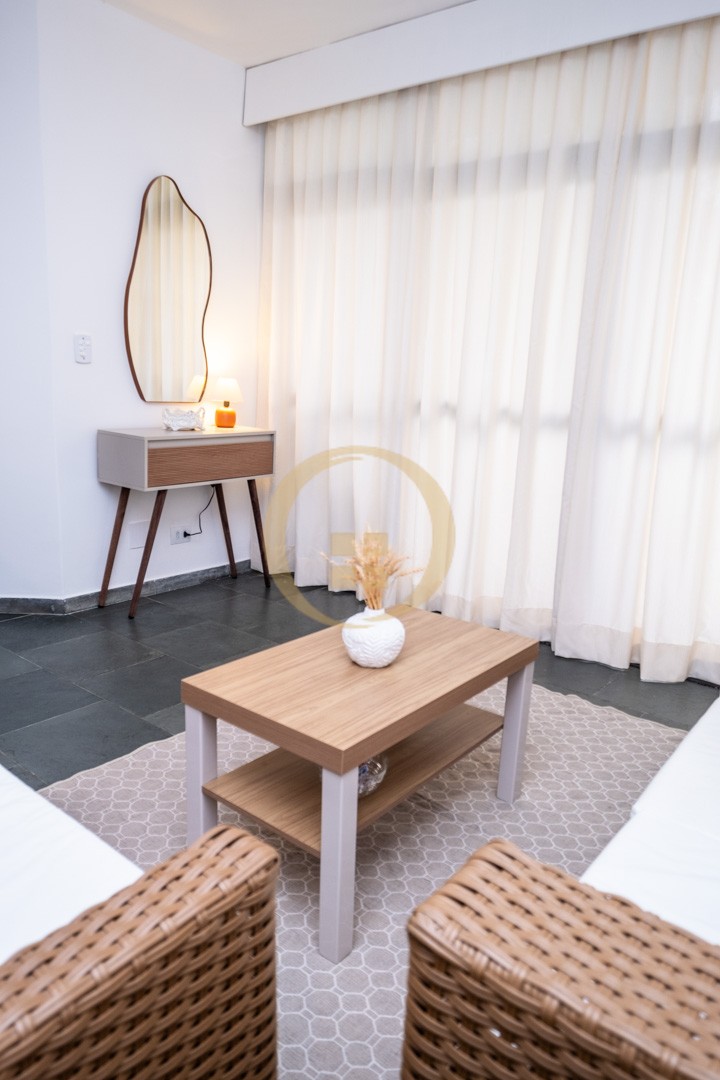 Apartamento na Praia da Enseada, Guarujá - SP
