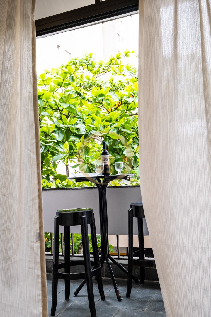 Apartamento na Praia da Enseada, Guarujá - SP