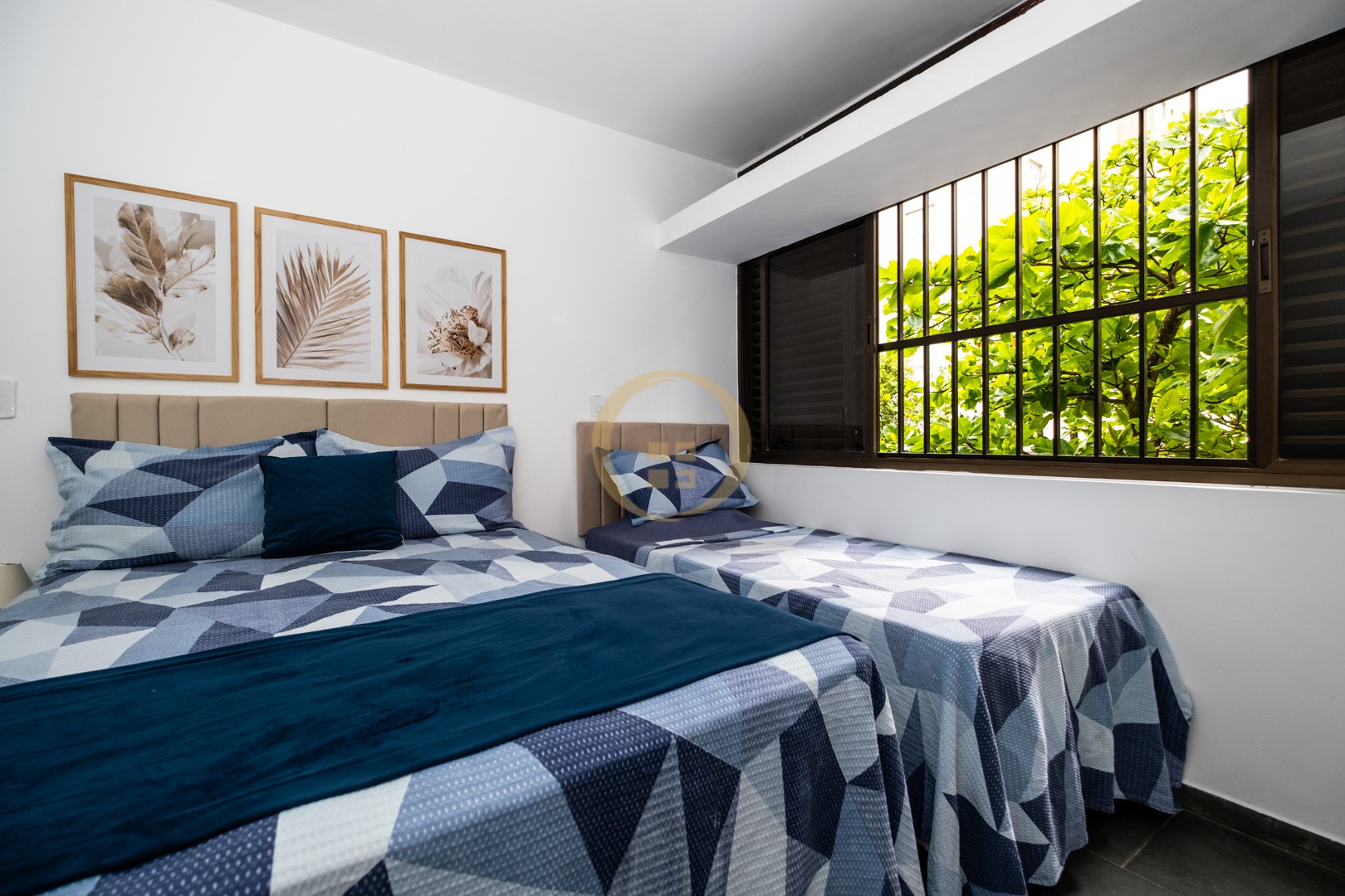 Apartamento na Praia da Enseada, Guarujá - SP