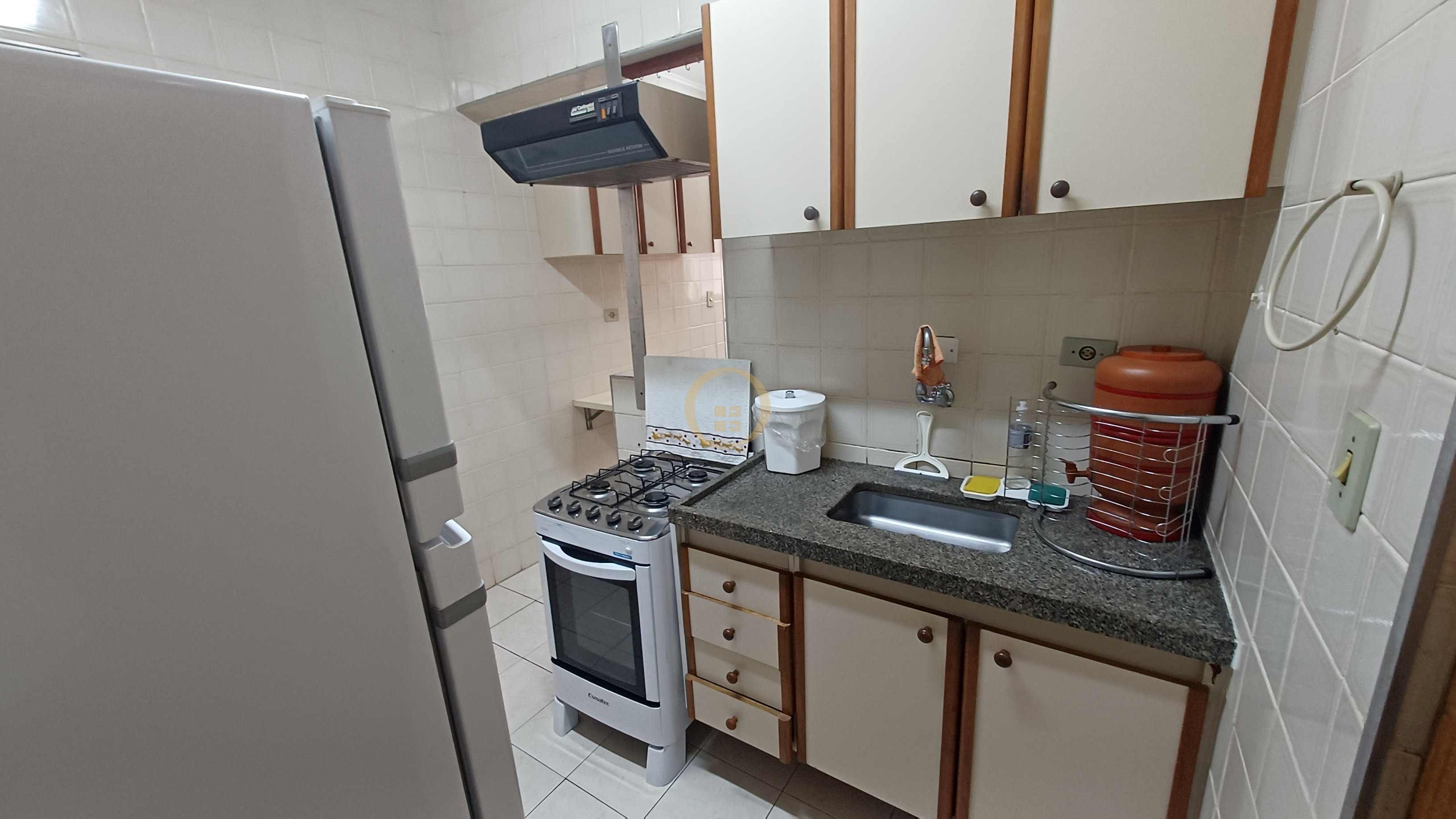 Apartamento na Praia da Enseada, Guarujá - SP