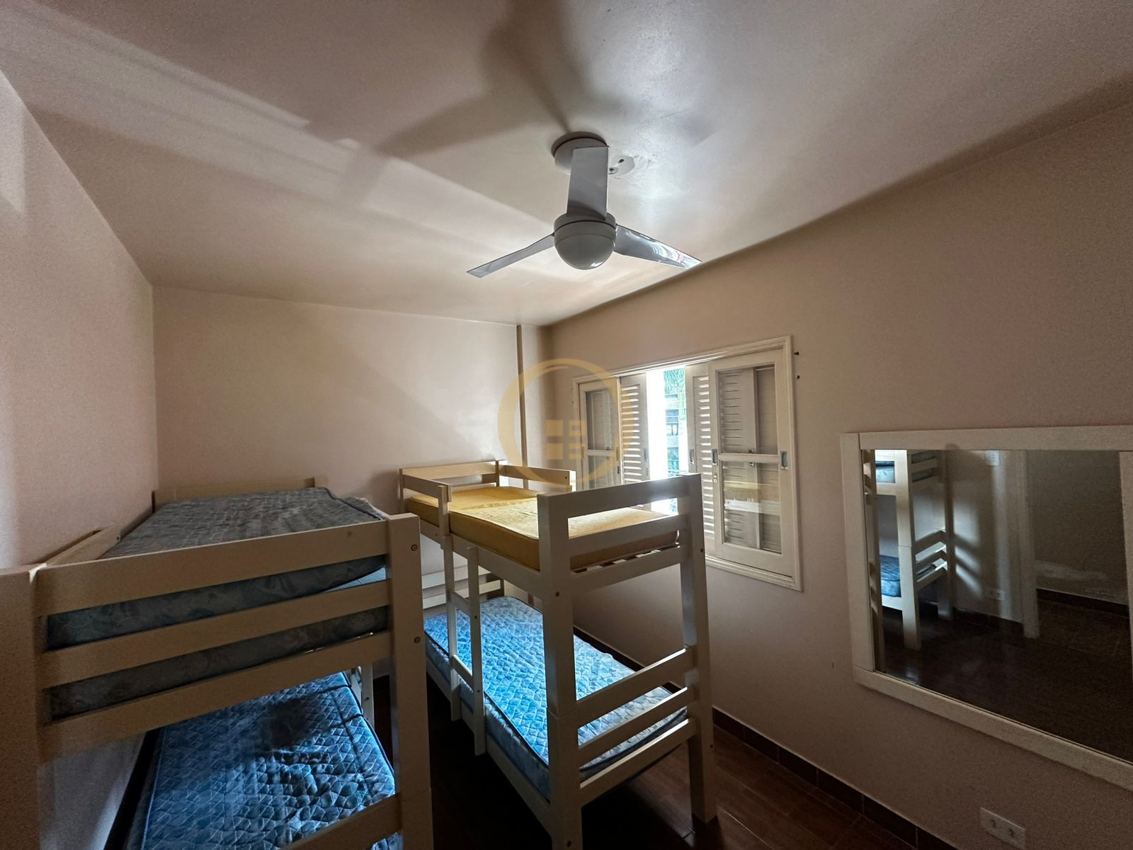Apartamento na Praia da Enseada, Guarujá - SP