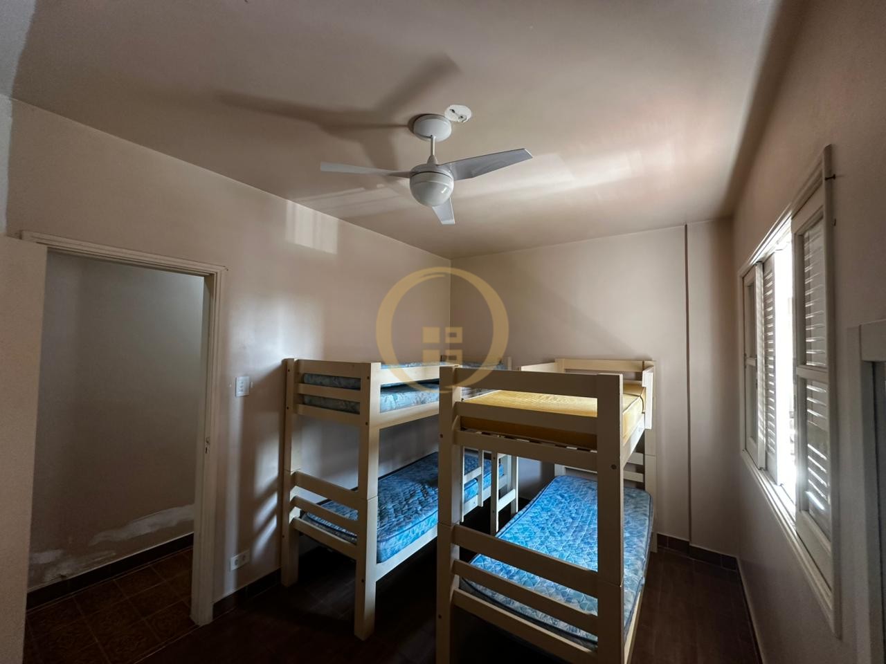 Apartamento na Praia da Enseada, Guarujá - SP