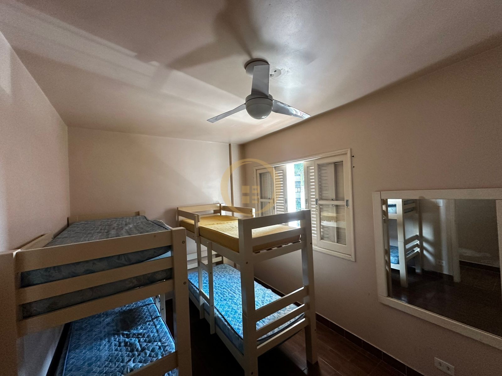 Apartamento na Praia da Enseada, Guarujá - SP