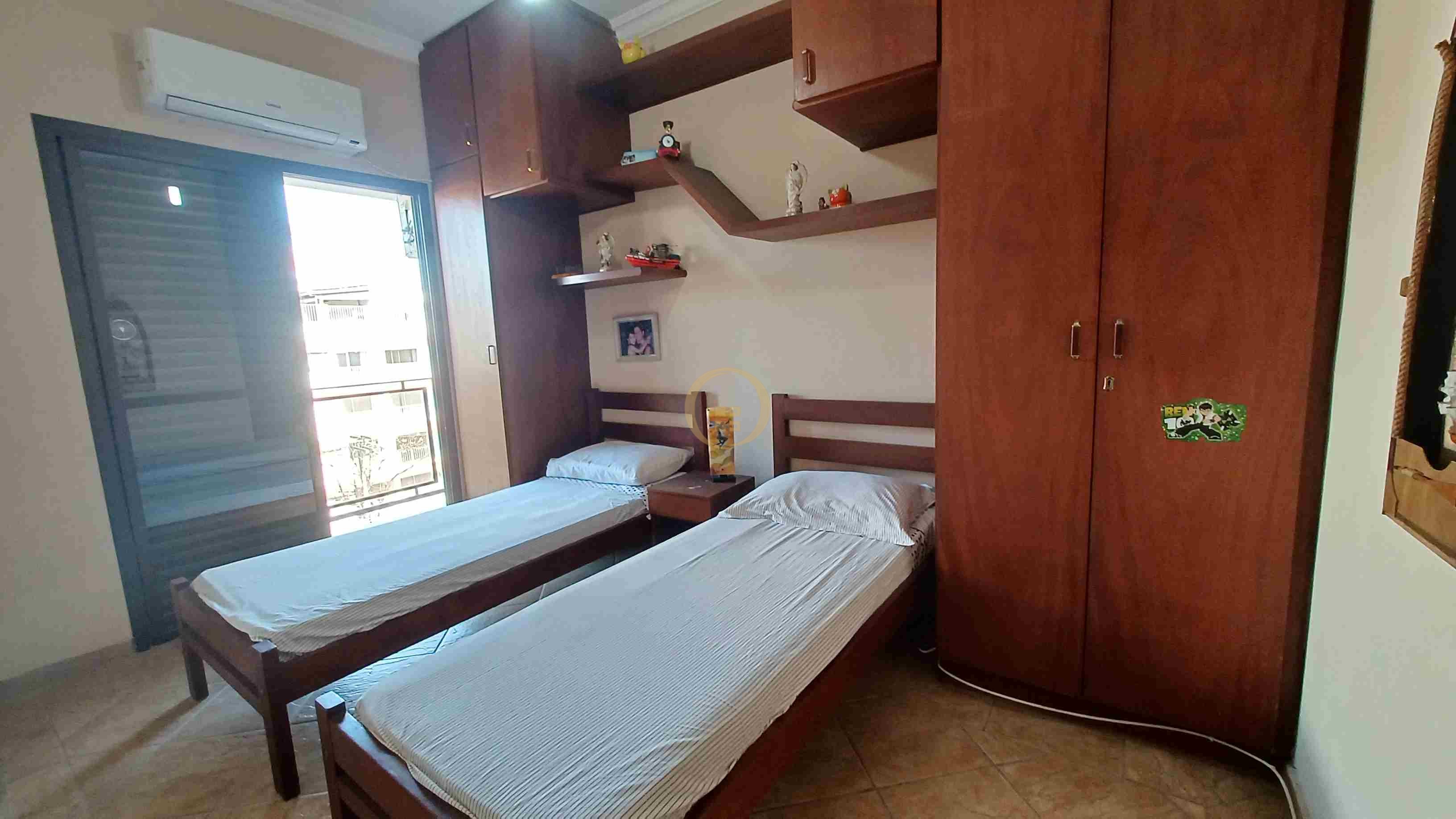 Apartamento na Praia da Enseada, Guarujá - SP