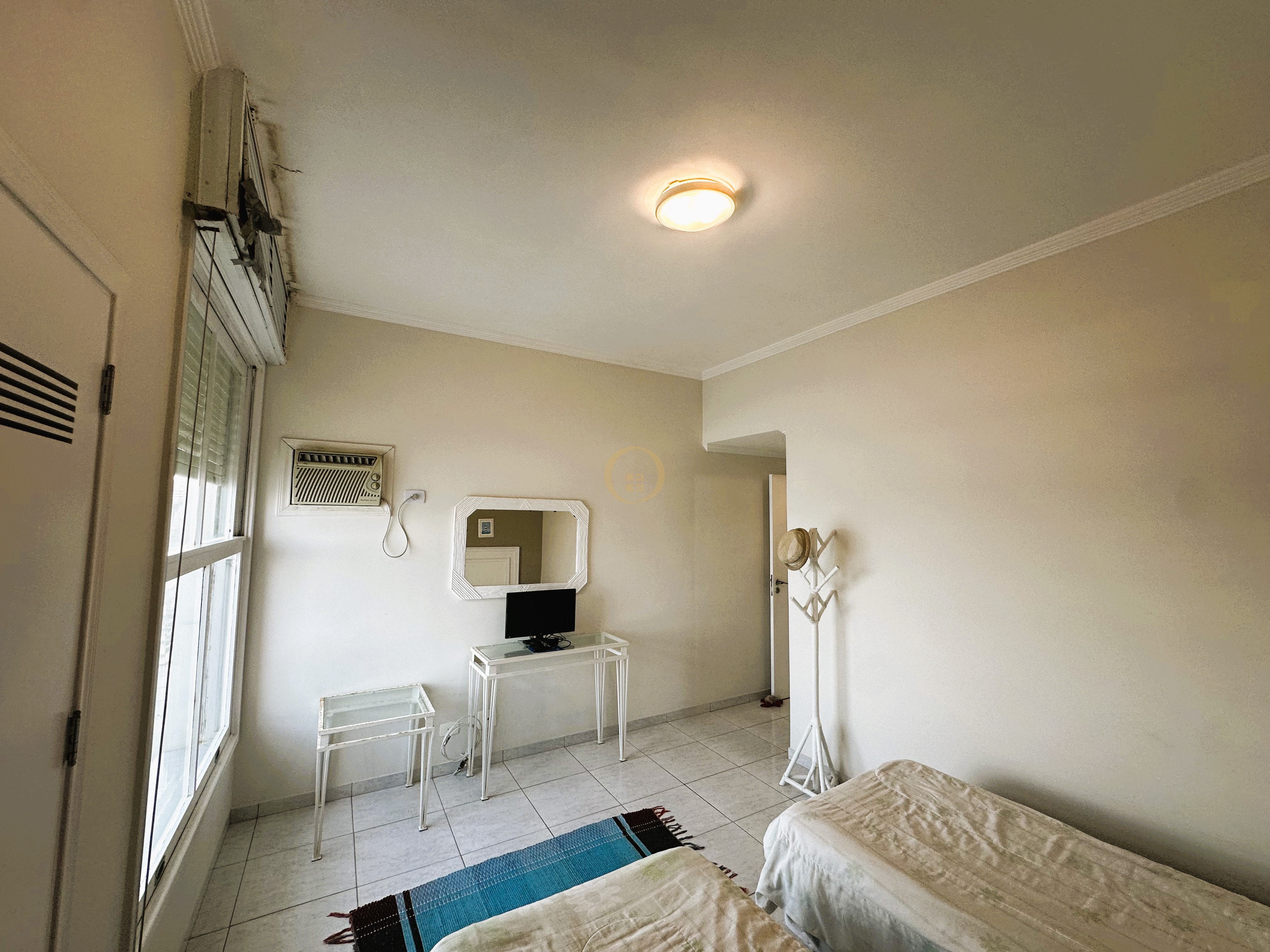 Apartamento Frente ao Mar-2-dormitorios-Pitangueiras