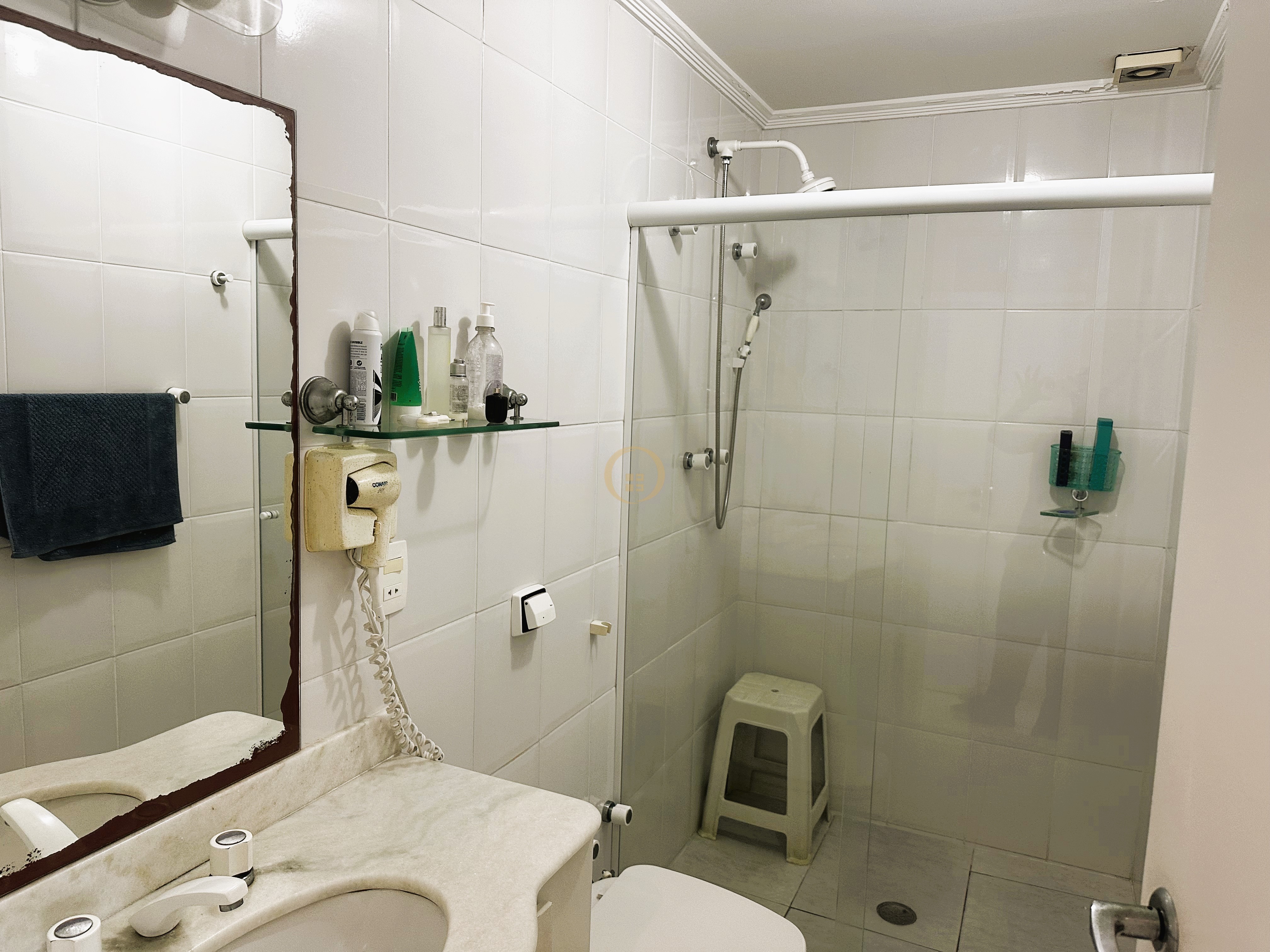 Apartamento Frente ao Mar-2-dormitorios-Pitangueiras