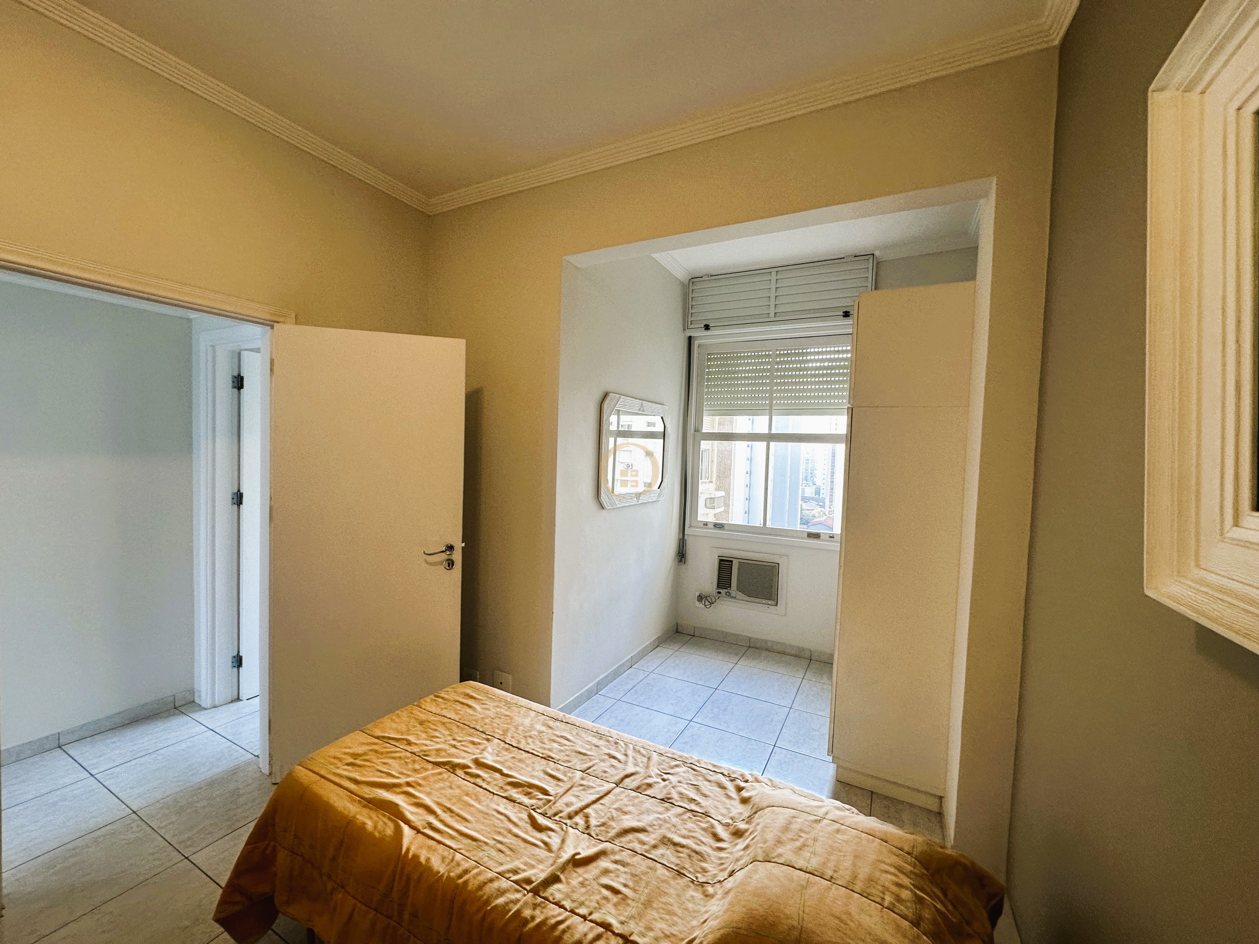 Apartamento Frente ao Mar-2-dormitorios-Pitangueiras