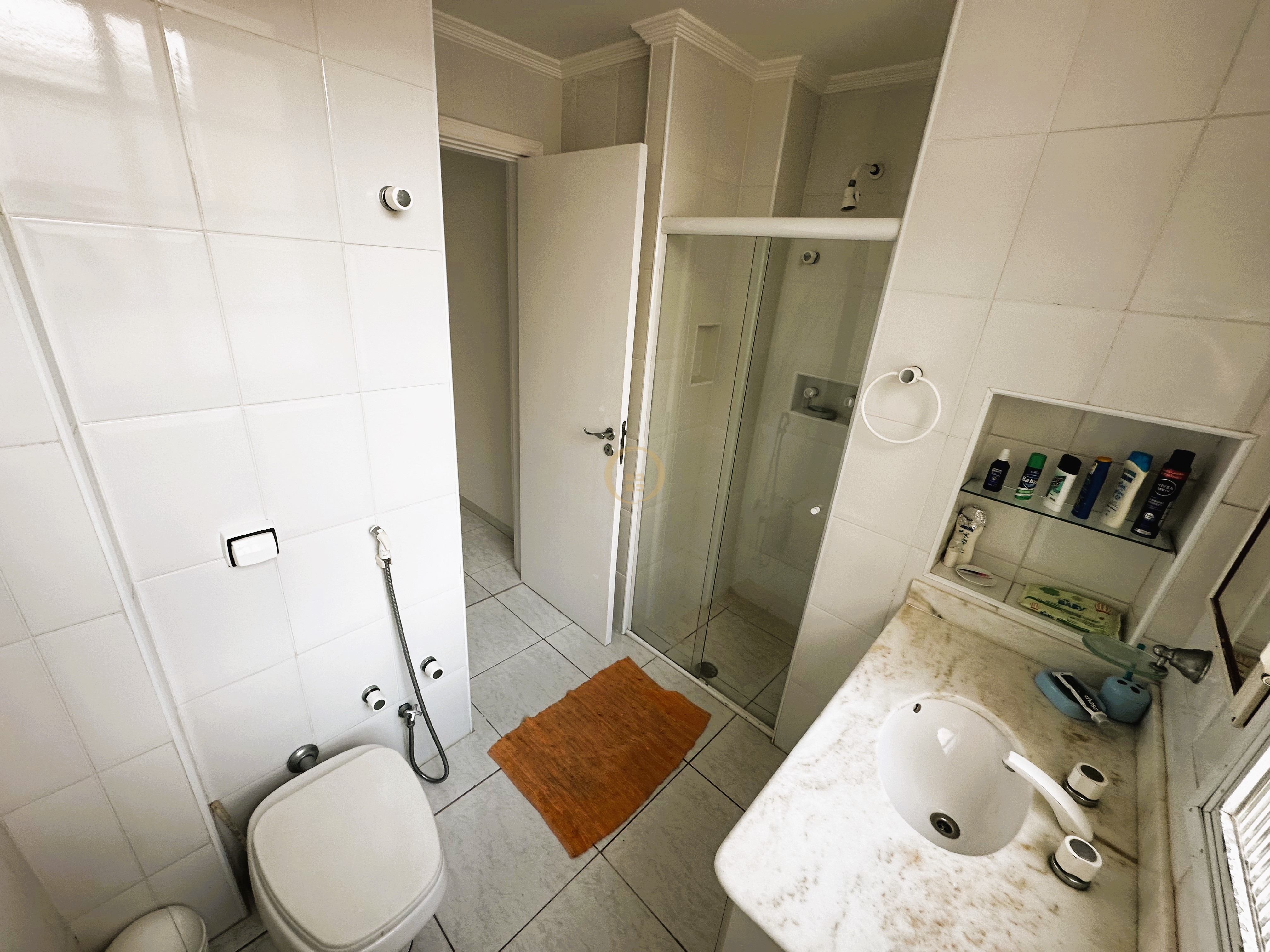 Apartamento Frente ao Mar-2-dormitorios-Pitangueiras
